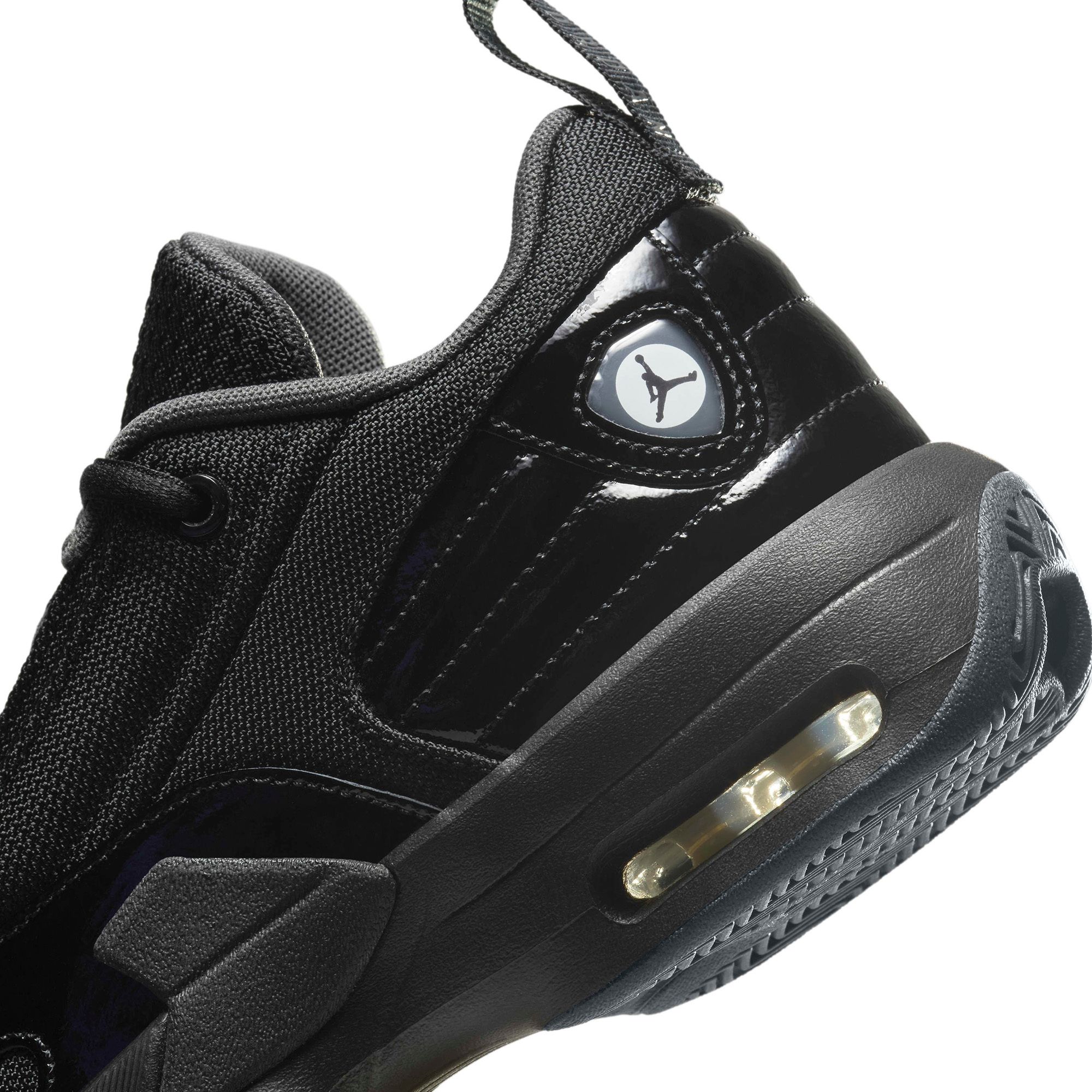 Jordan Kids' Grade School Max Aura 6 Basketball Shoes product image