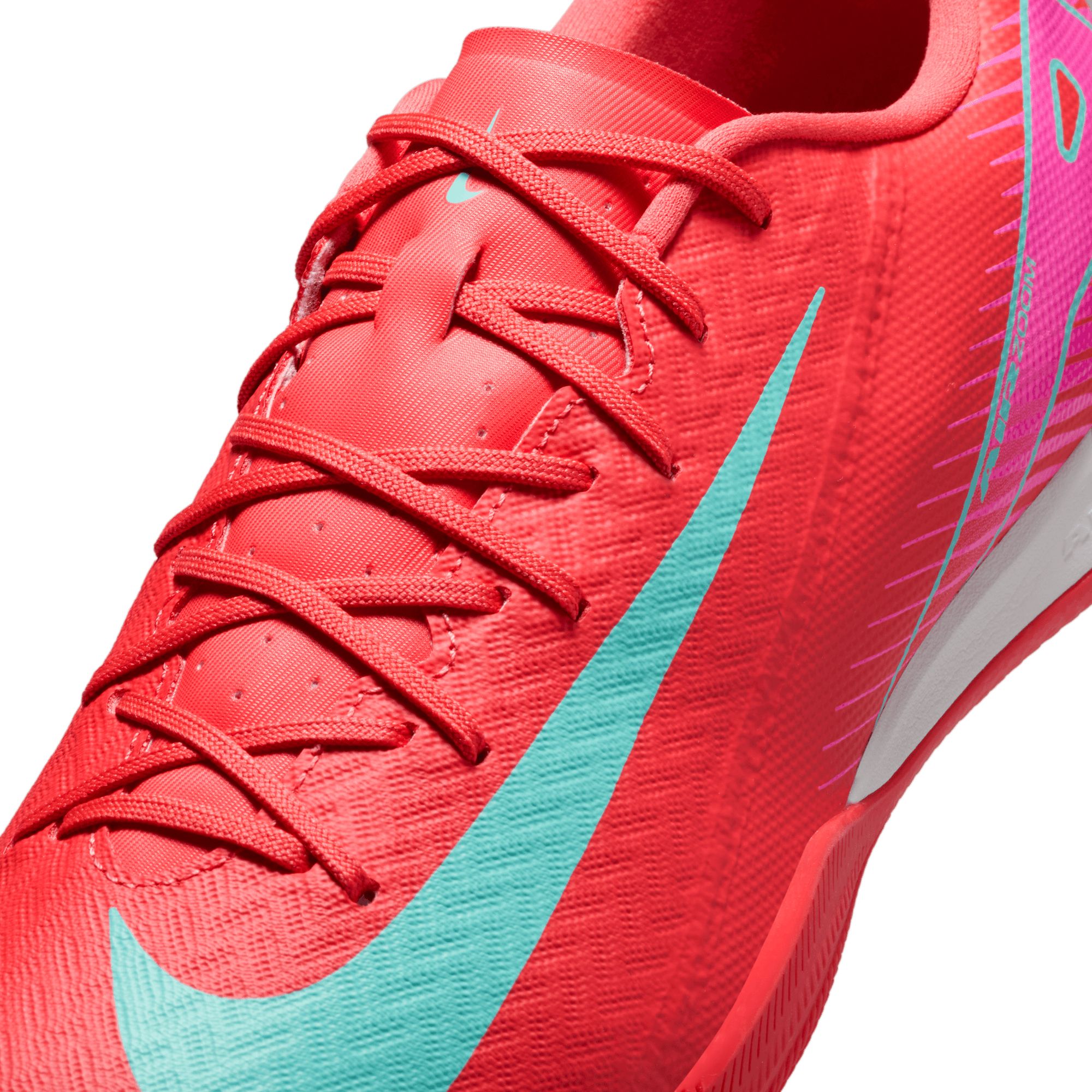 Nike Mercurial Vapor 16 Academy Indoor Soccer Shoes product image