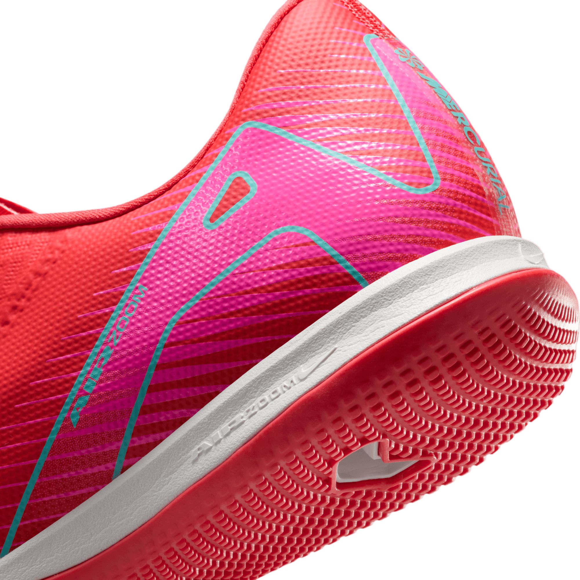 Nike Mercurial Vapor 16 Academy Indoor Soccer Shoes product image
