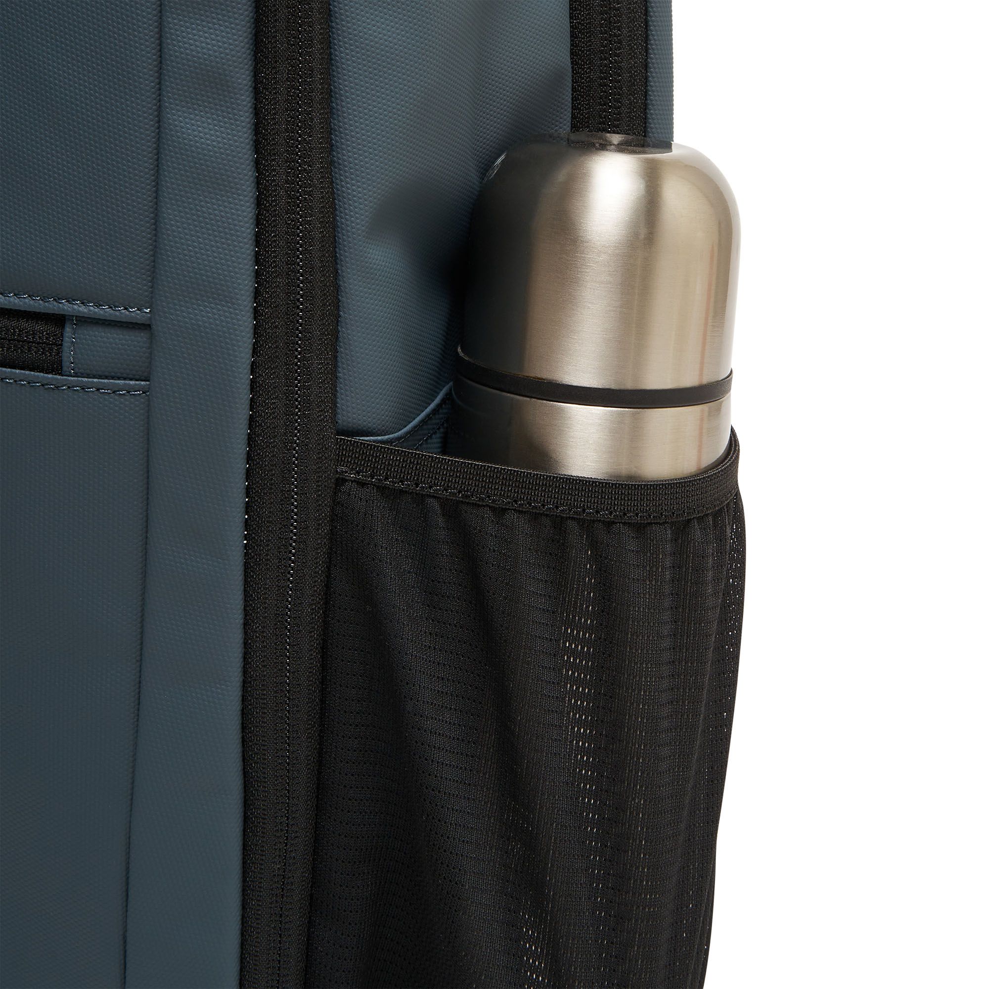 Costa Del Mar Seeker 25L Backpack product image