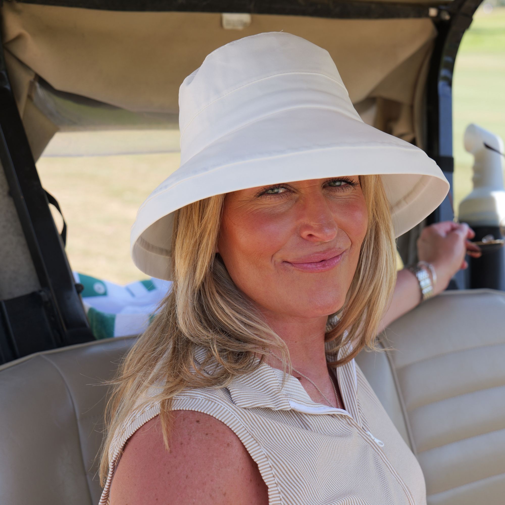 Fore The Girls Women's Golf Bucket Hat product image