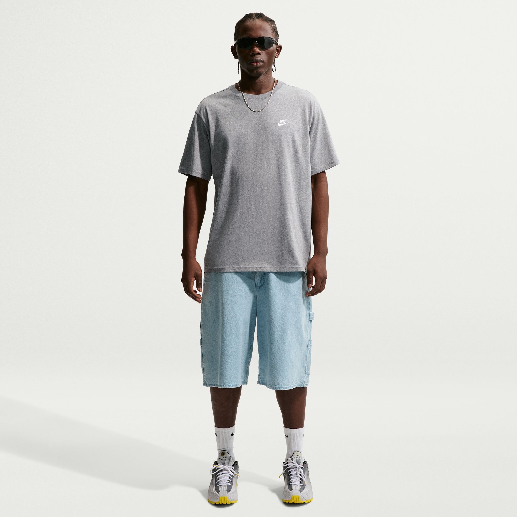 Nike Men's Sportswear Club Max T-Shirt product image