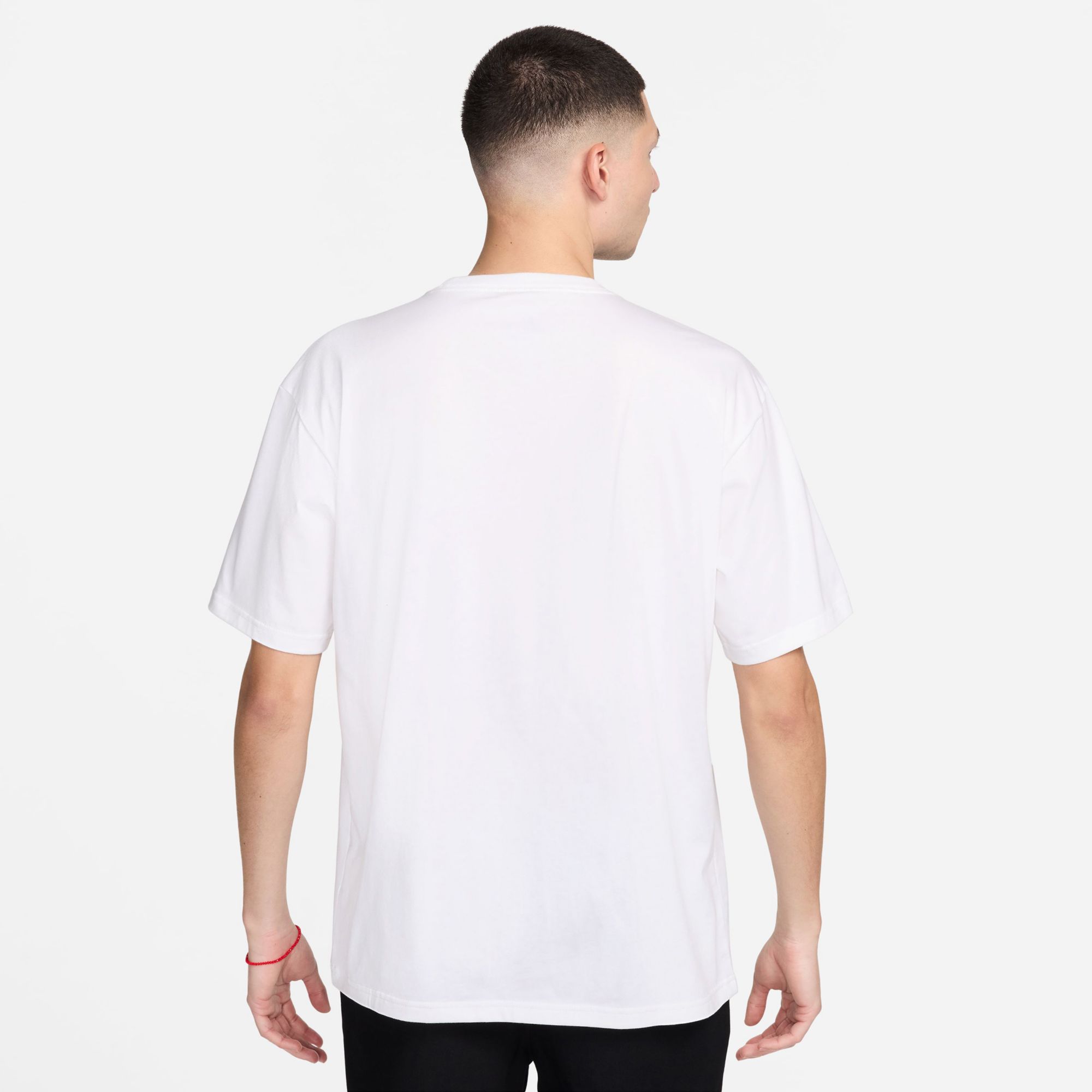 Nike Men's Sportswear Club Max T-Shirt product image