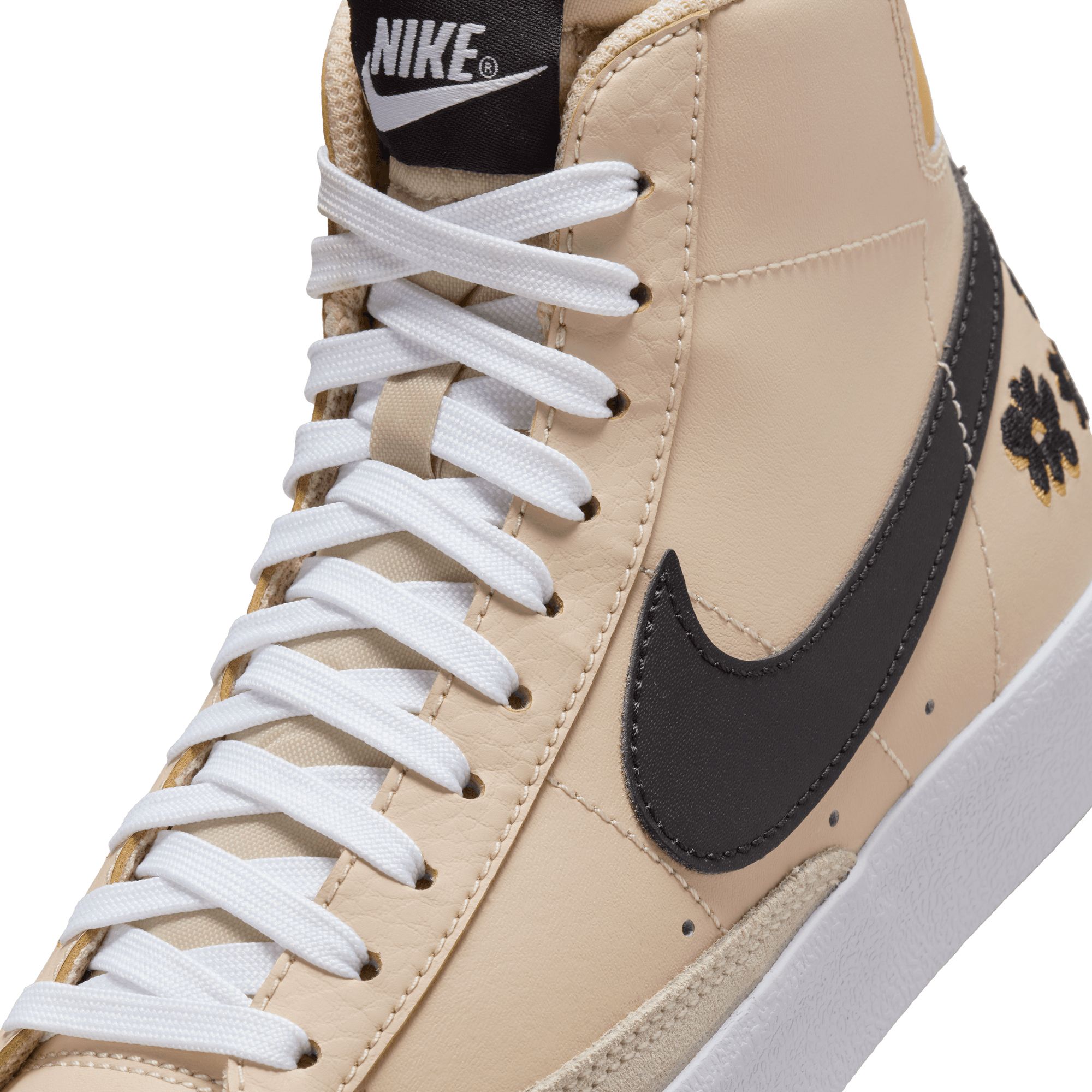 Nike Kids' Grade School Blazer Mid '77 Shoes product image