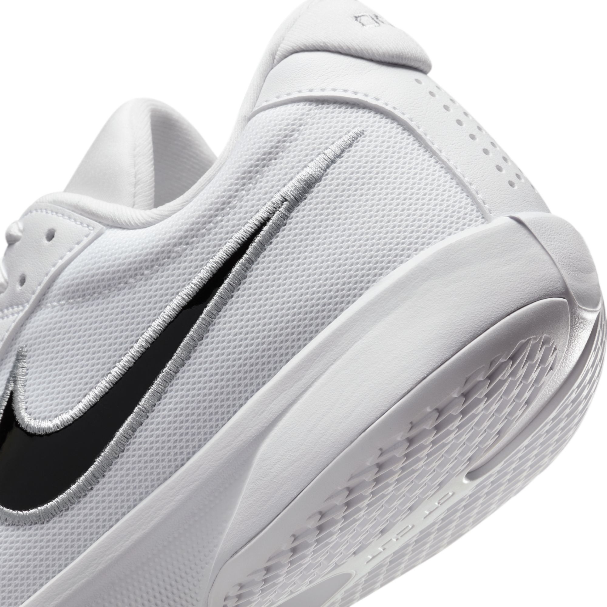 Nike G.T. Cut Academy Basketball Shoes product image