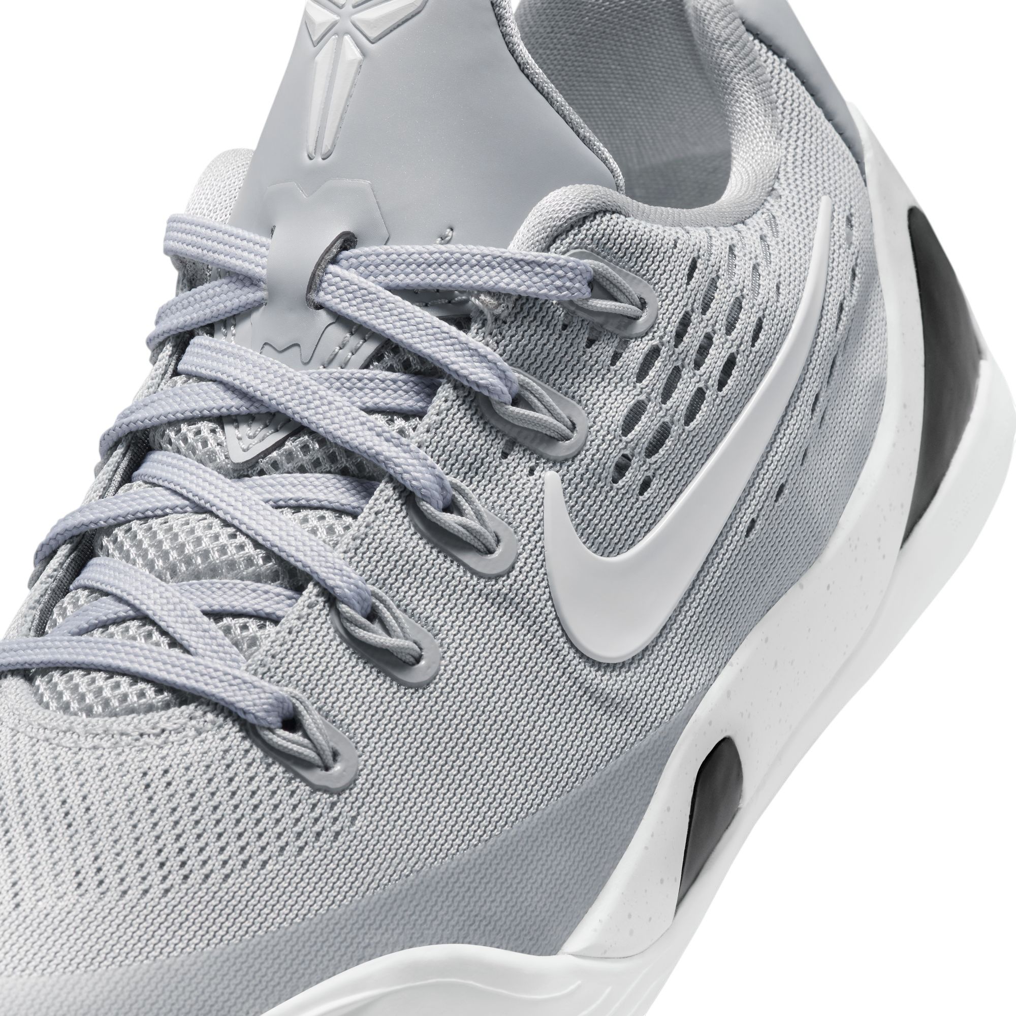 Nike Kids' Grade School Kobe 9 Basketball Shoes product image