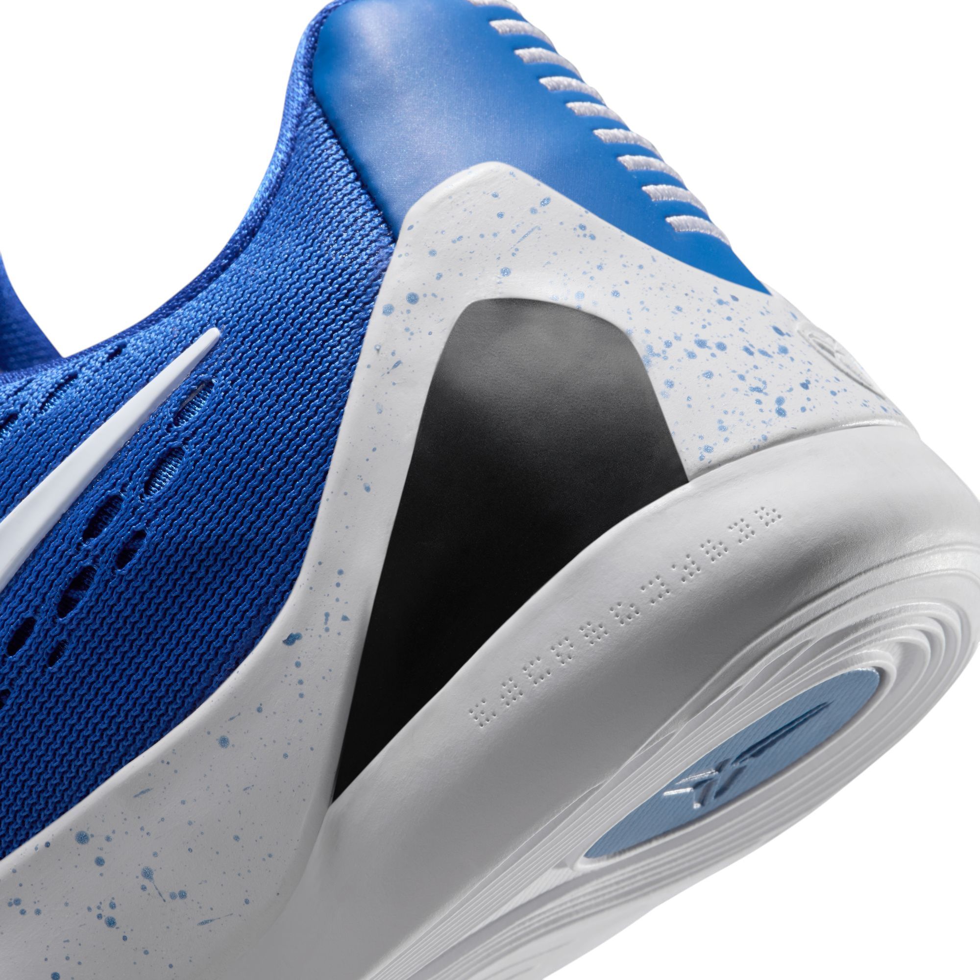 Nike Kids' Grade School Kobe 9 Basketball Shoes product image