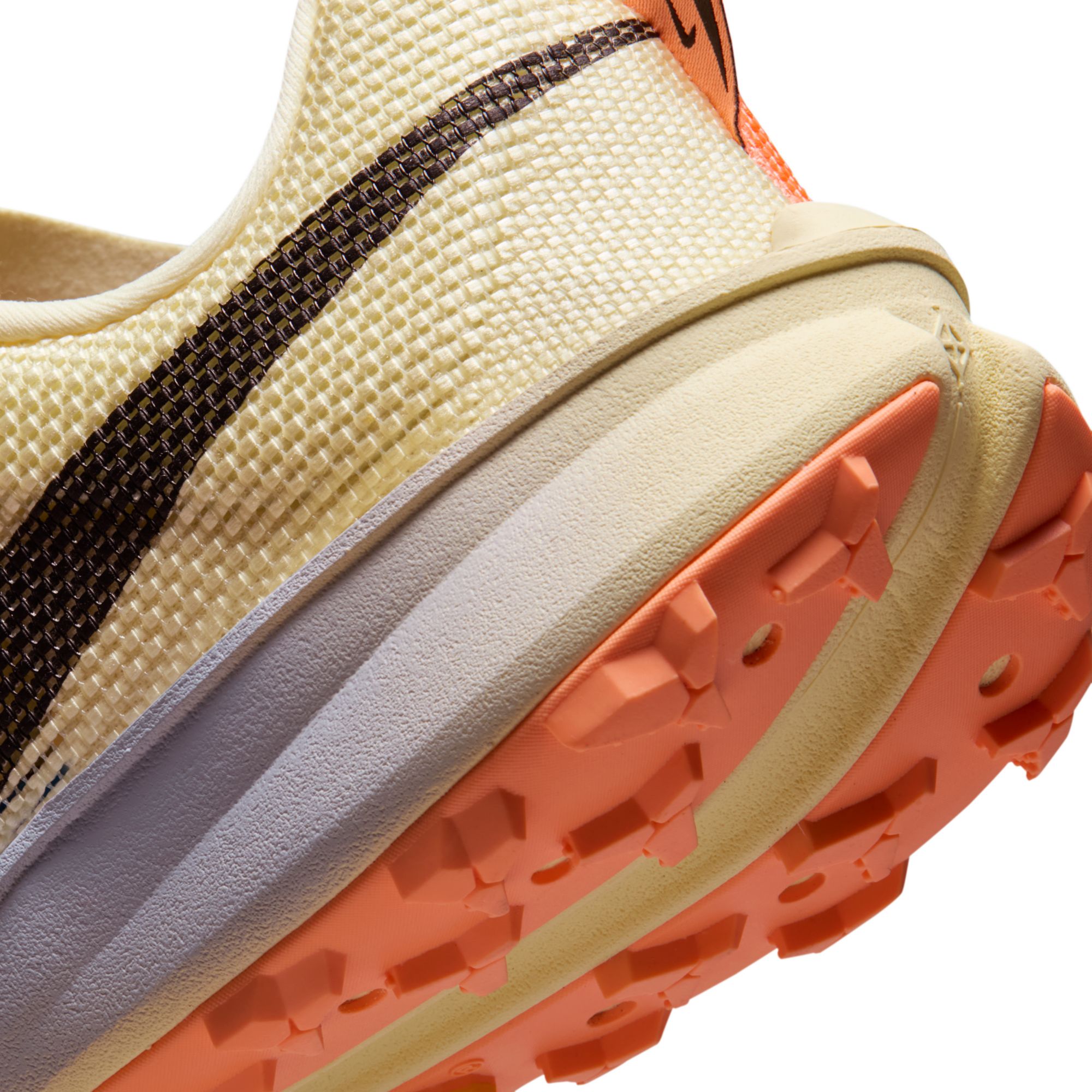 Nike Men's Kiger 10 Trail Running Shoes product image