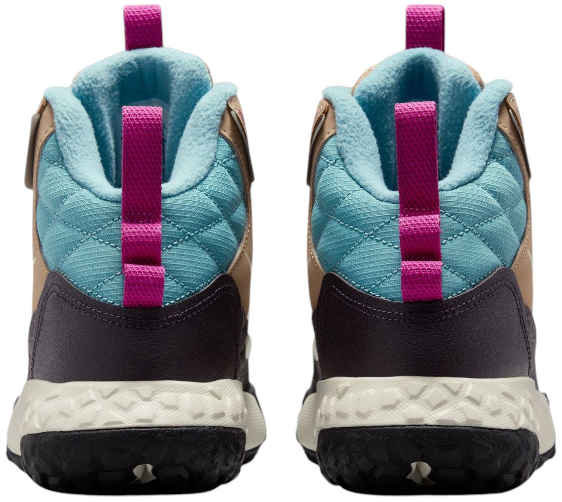 Nike Kids' Grade School Terrascout Boots product image