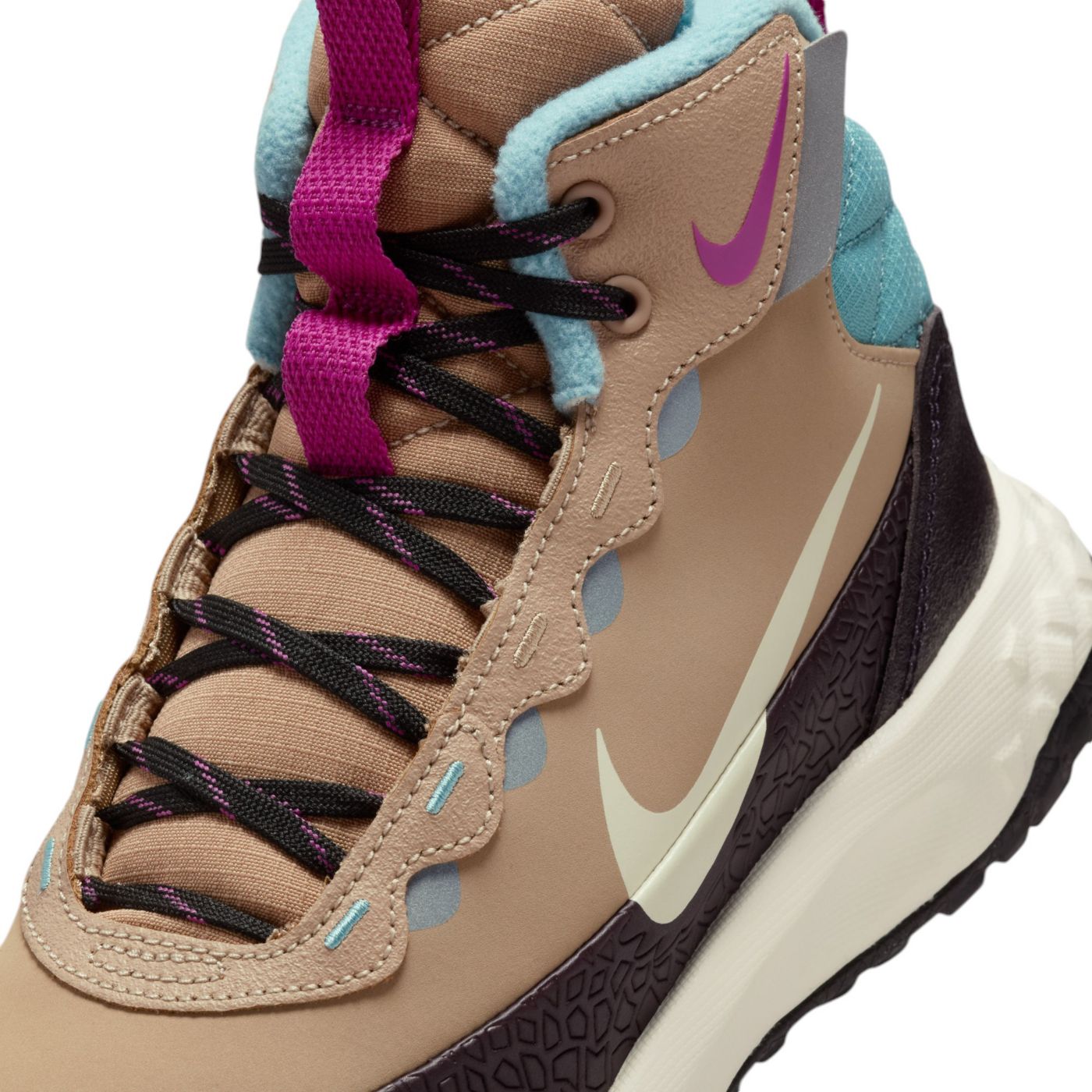 Nike boots grade school best sale