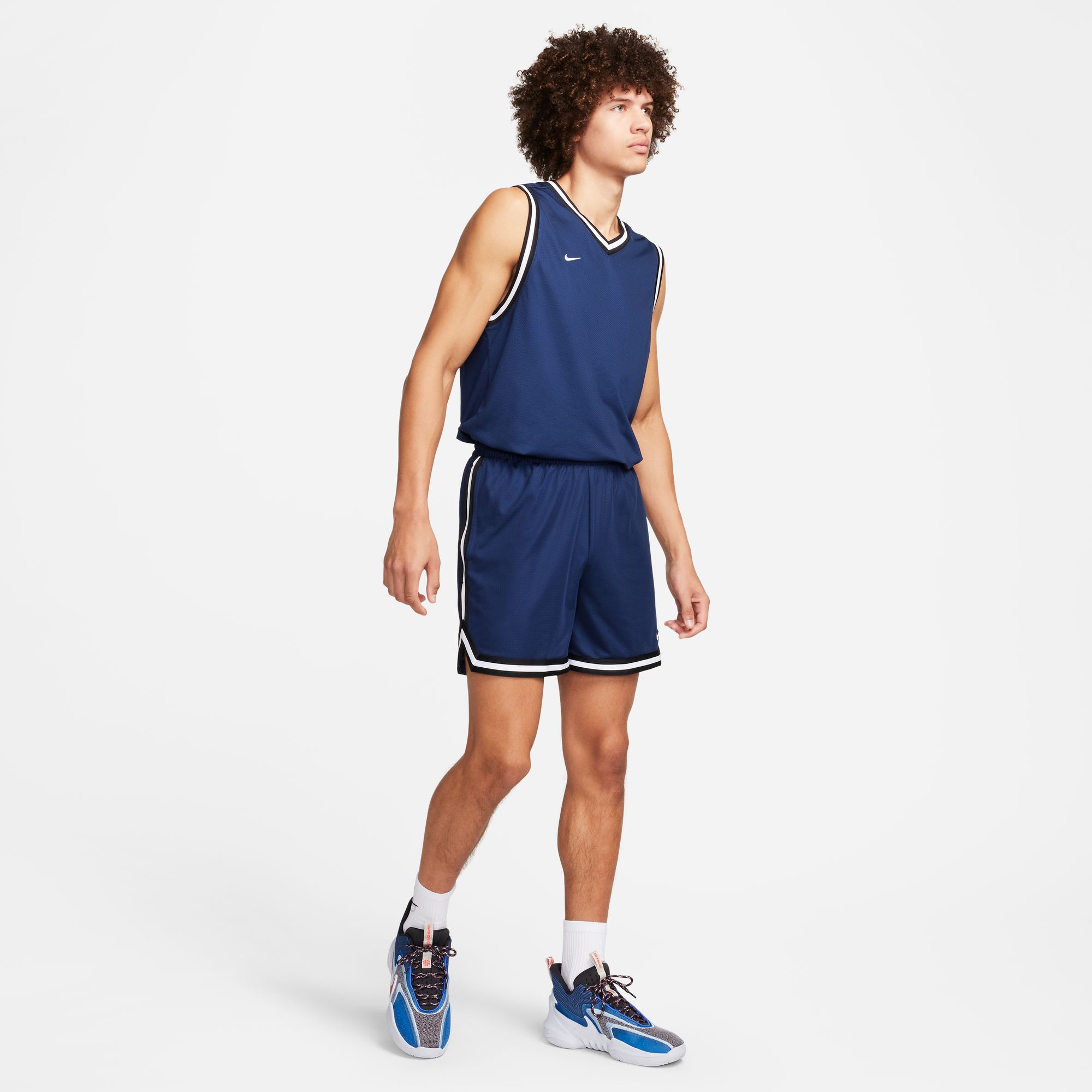 Nike Men's Dri-FIT DNA 6'' Basketball Shorts product image