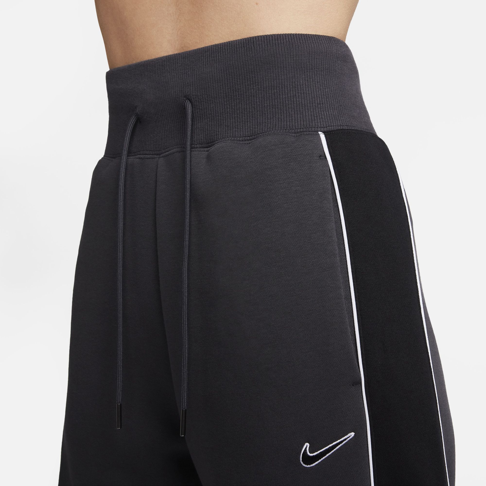 Nike Sportswear Women's Phoenix Fleece High-Waisted Open-Hem Sweatpants product image
