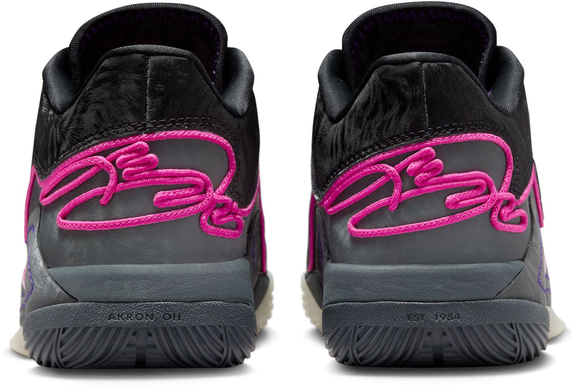 Nike Kids' Grade School Lebron XXII Basketball Shoes product image