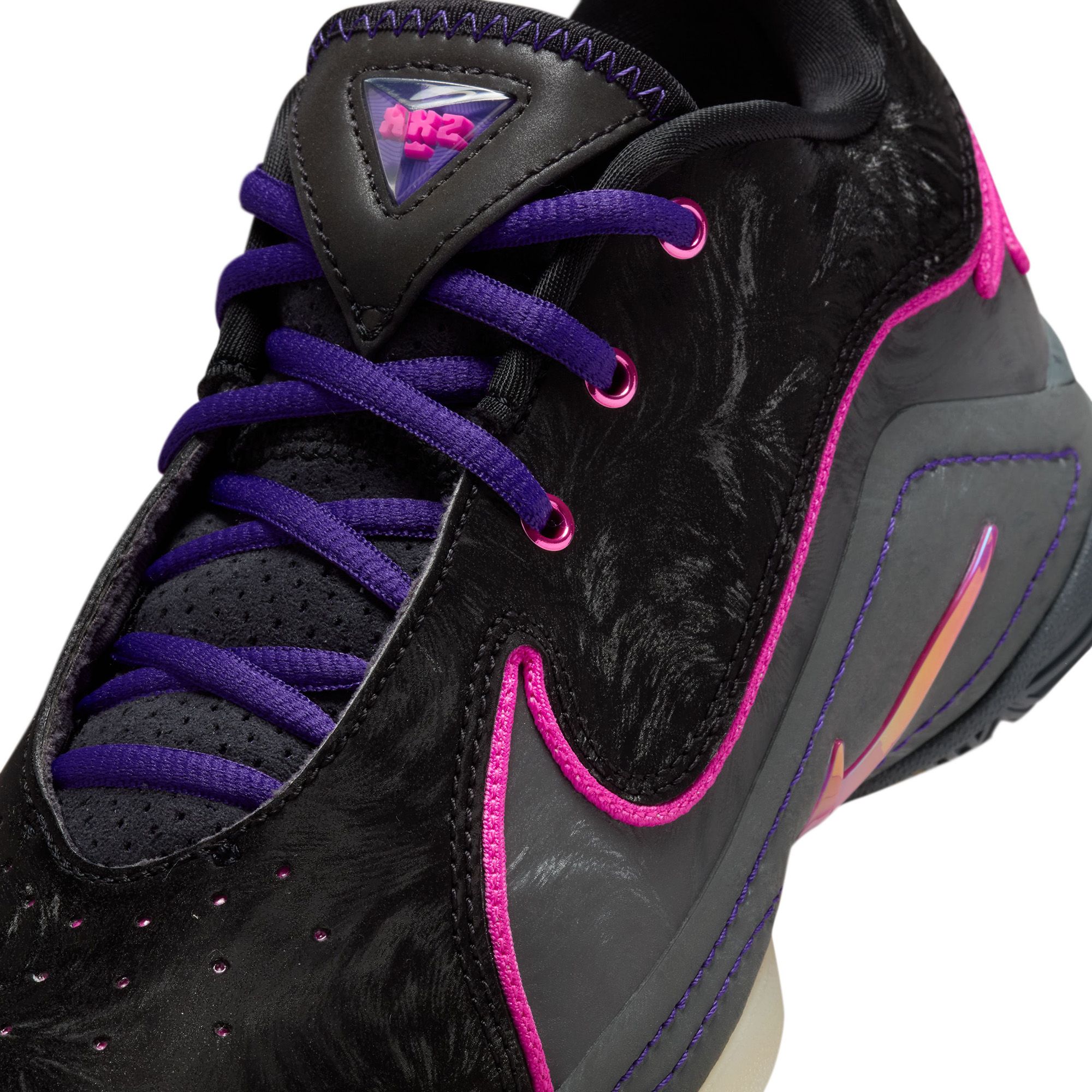 Nike Kids' Grade School Lebron XXII Basketball Shoes product image