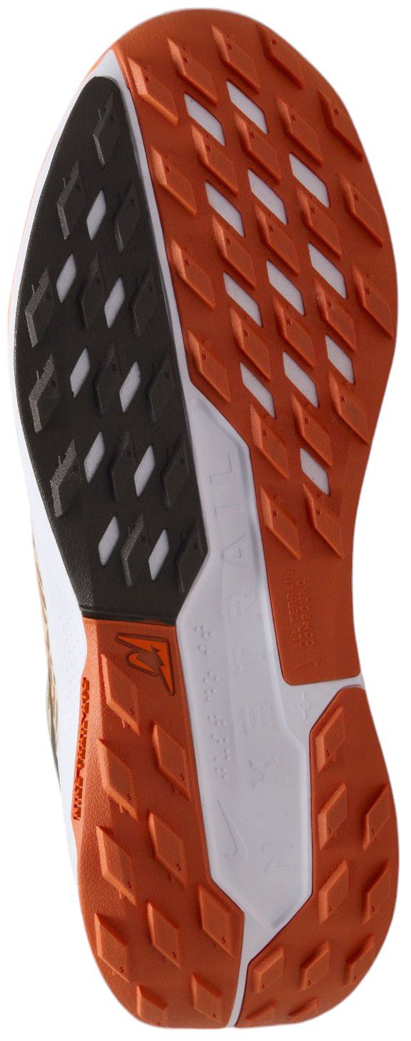 Nike Kids' Grade School Pegasus Trail 5 Running Shoes product image