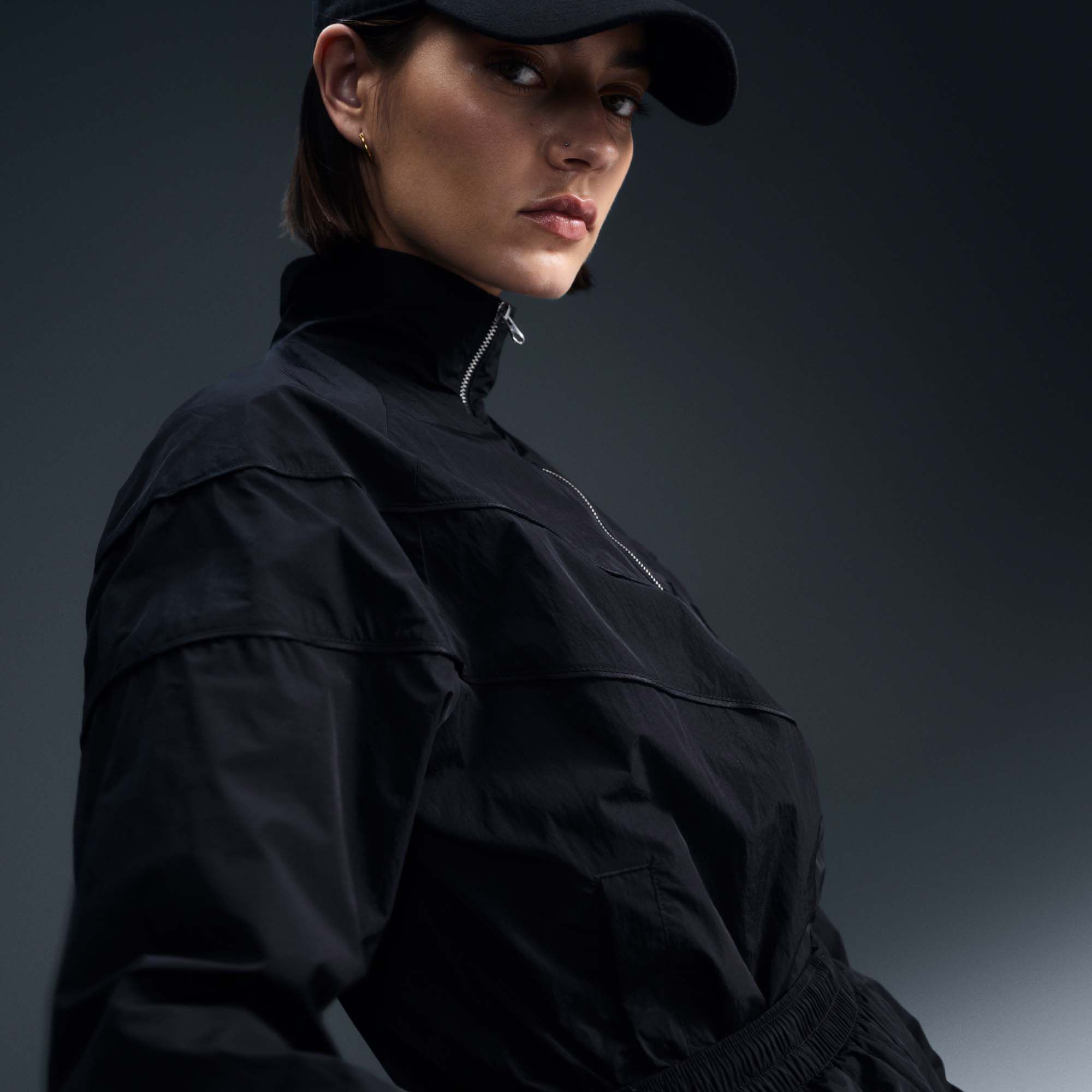 Nike Women's Windrunner UV Protection Woven Full-Zip Jacket product image