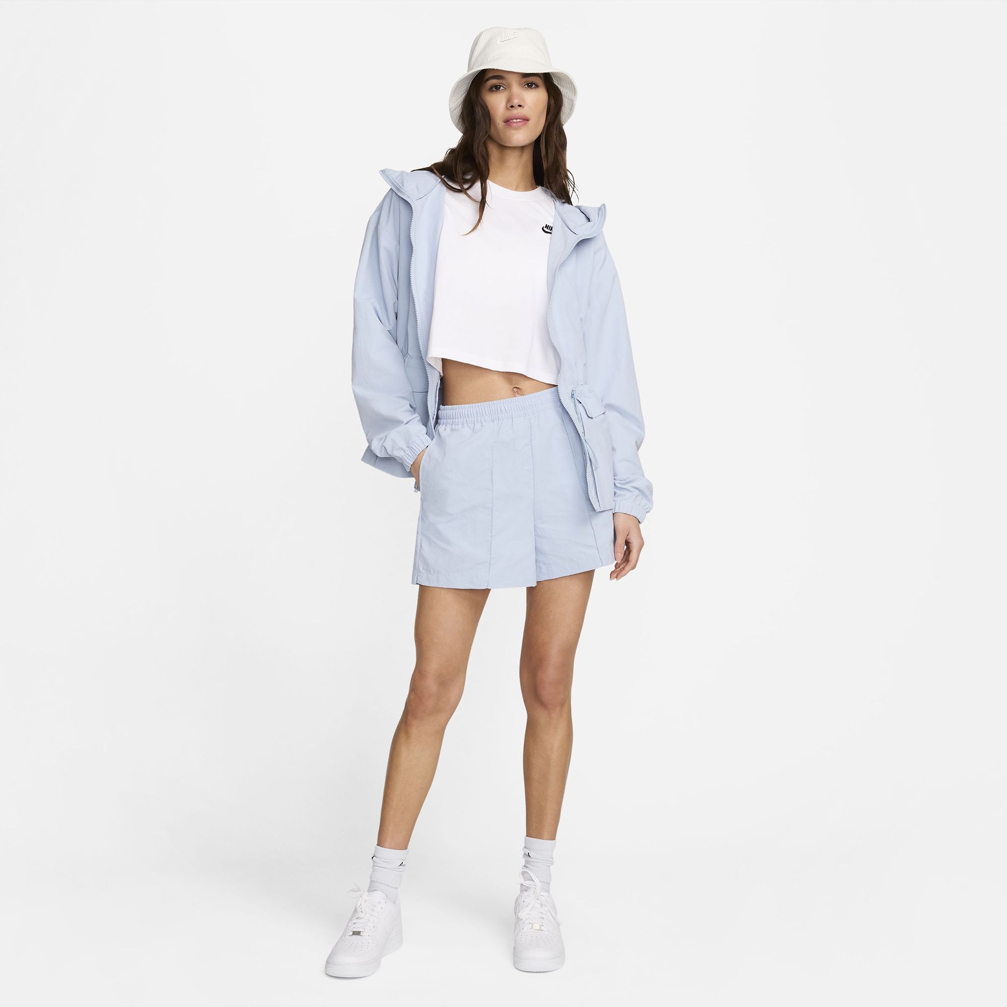 Nike Women's Sportswear Everything Wovens Mid-Rise 5" Shorts product image