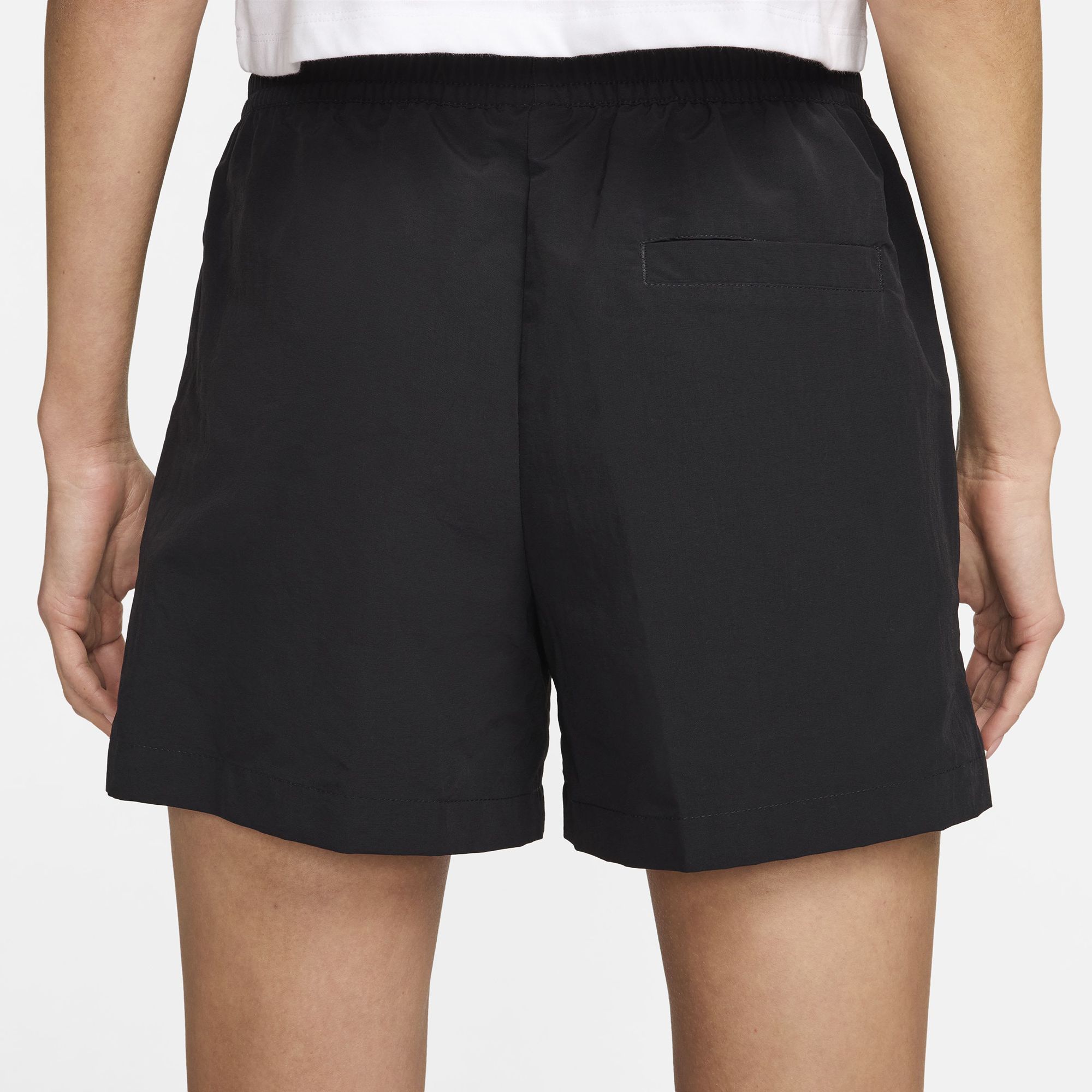 Nike Women's Sportswear Everything Wovens Mid-Rise 5" Shorts product image