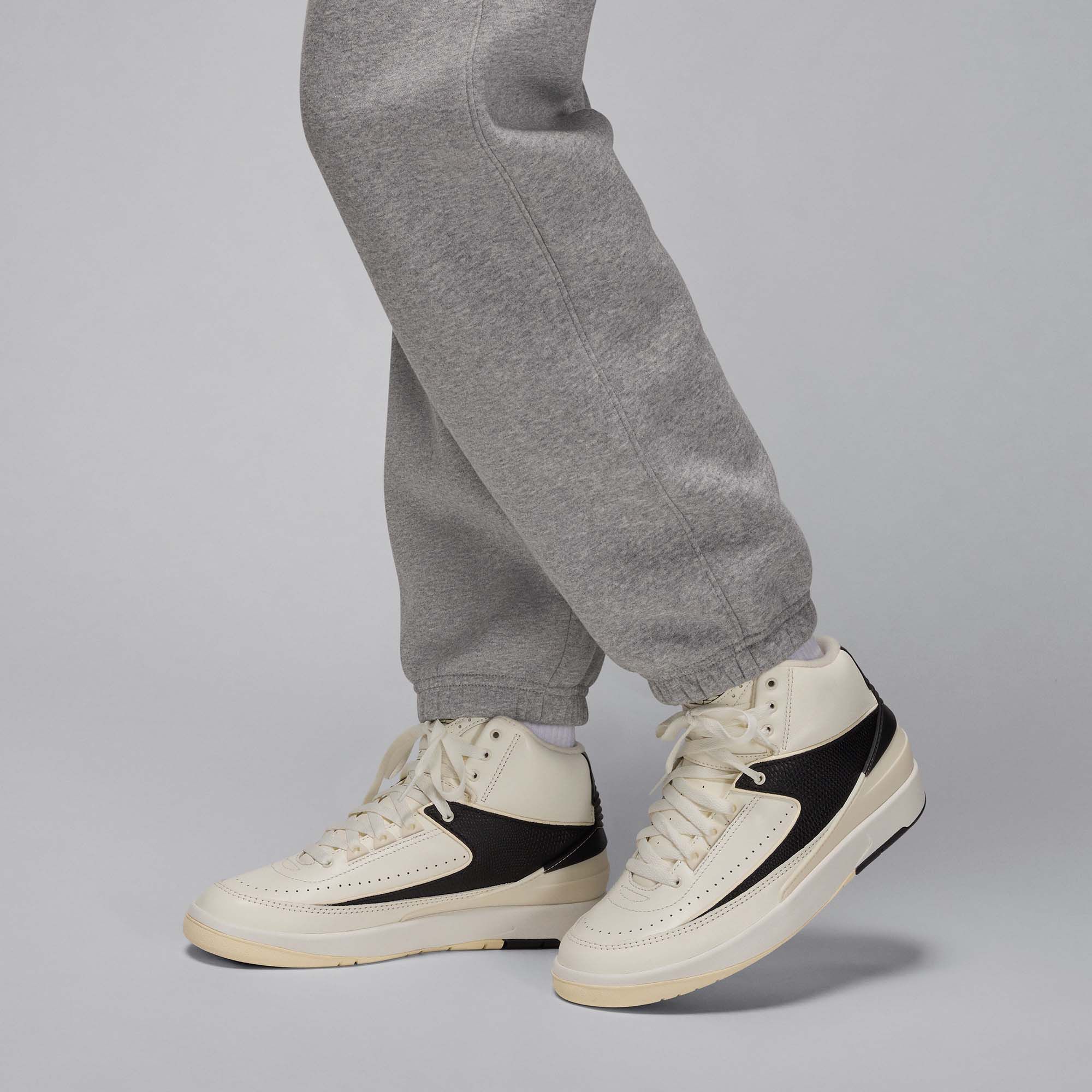 Jordan Women's Brooklyn Fleece Pants product image