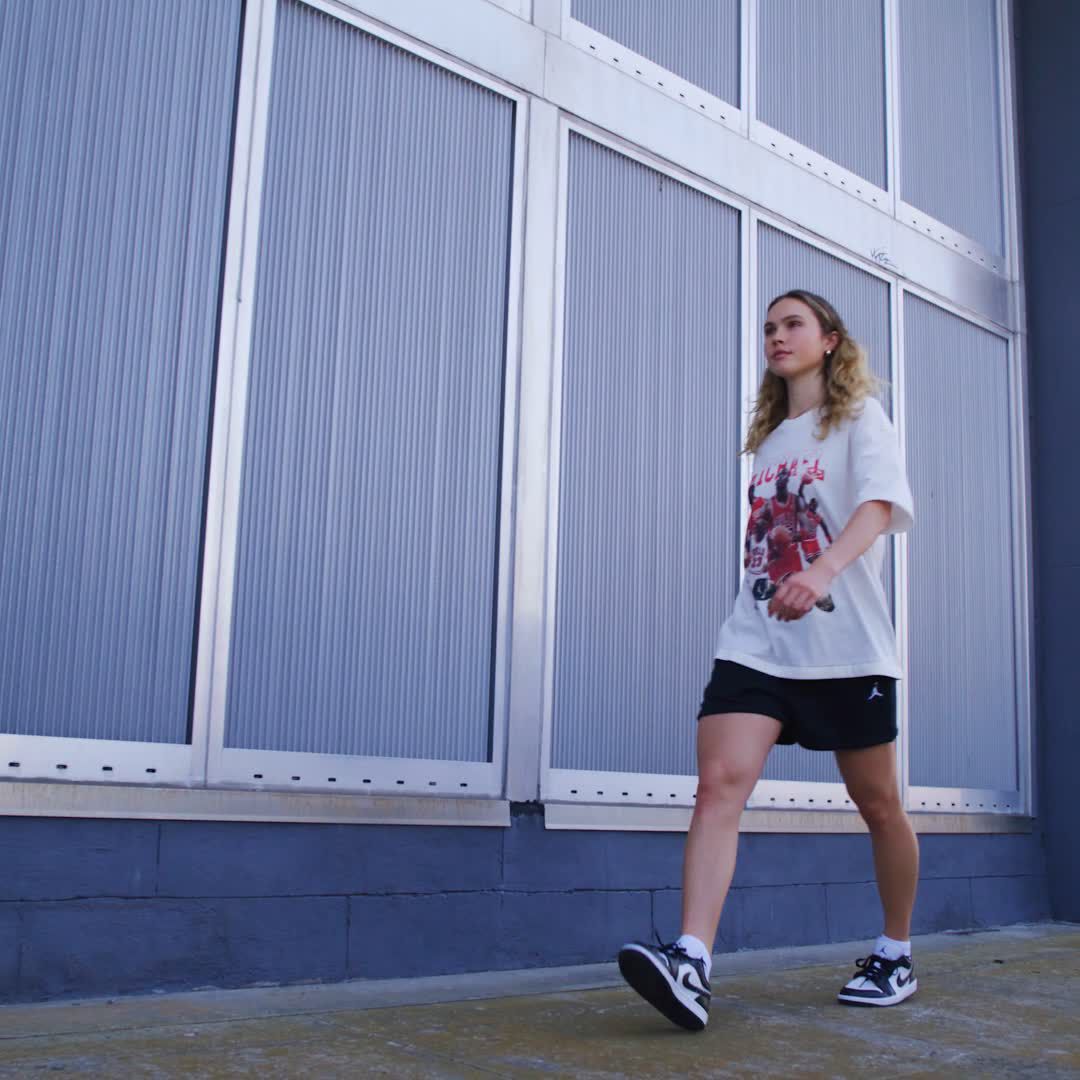 Jordan Women's Brooklyn Fleece Shorts product