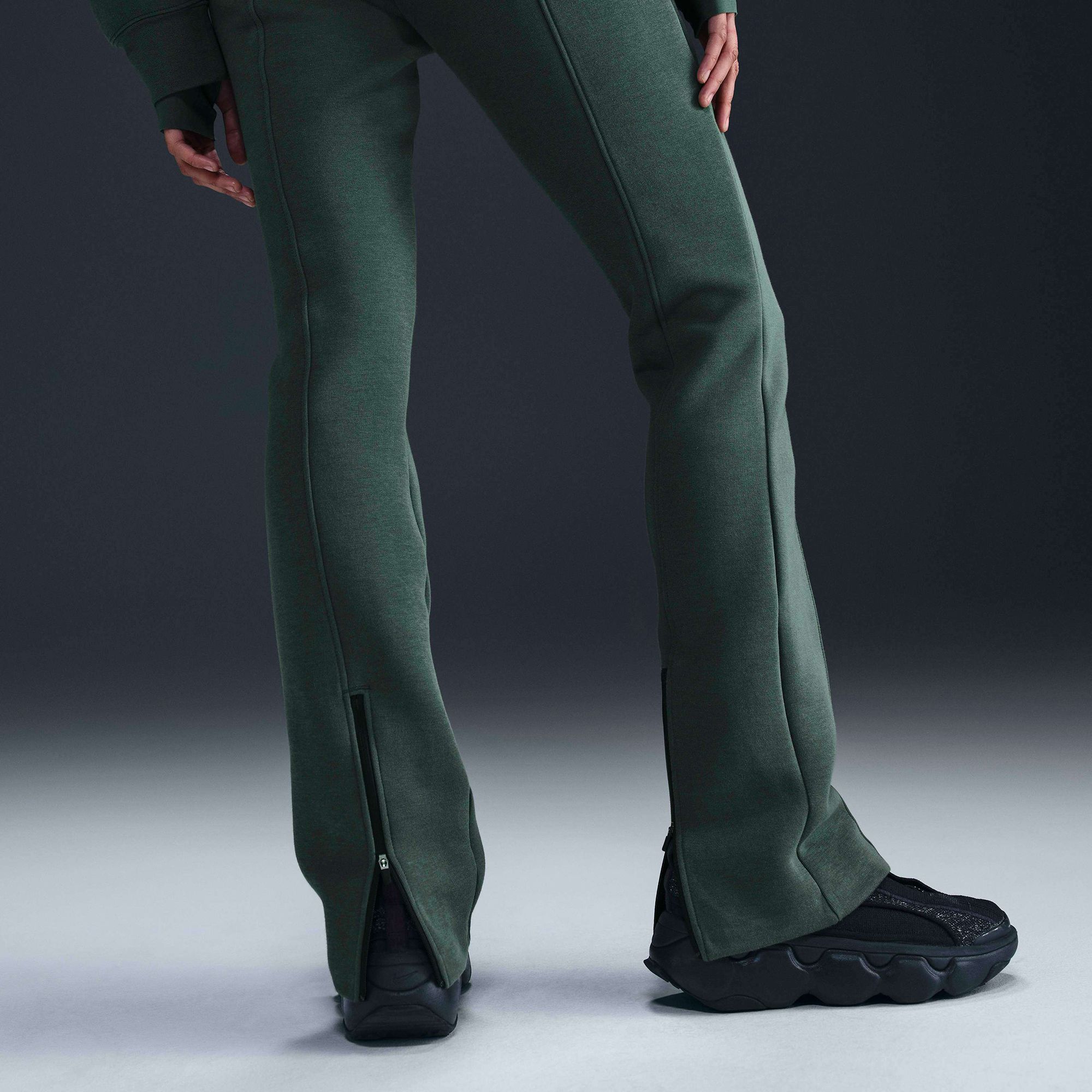 Nike Women's Sportswear Tech Fleece High-Waisted Slim Pants product image