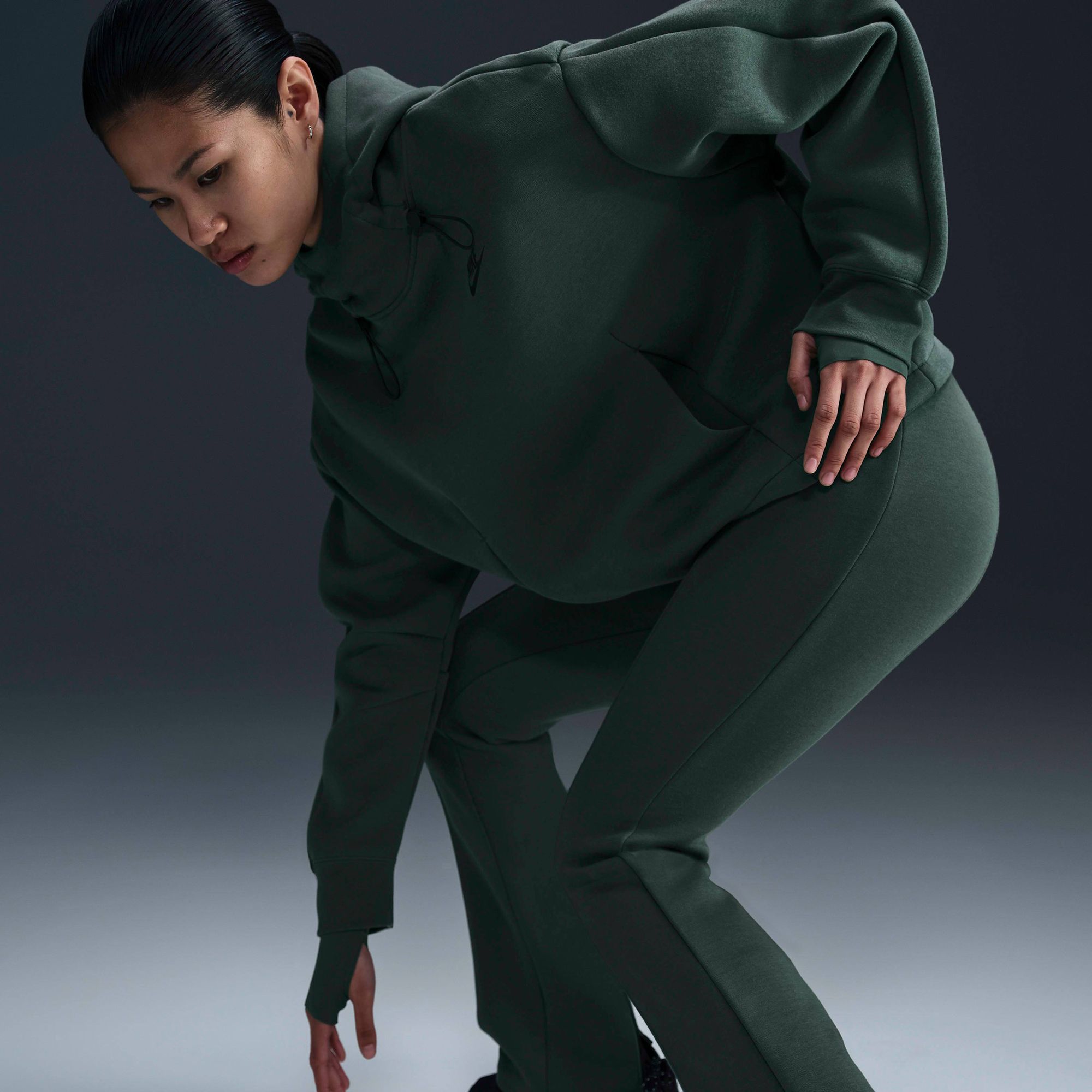 Nike Women's Sportswear Tech Fleece High-Waisted Slim Pants product image