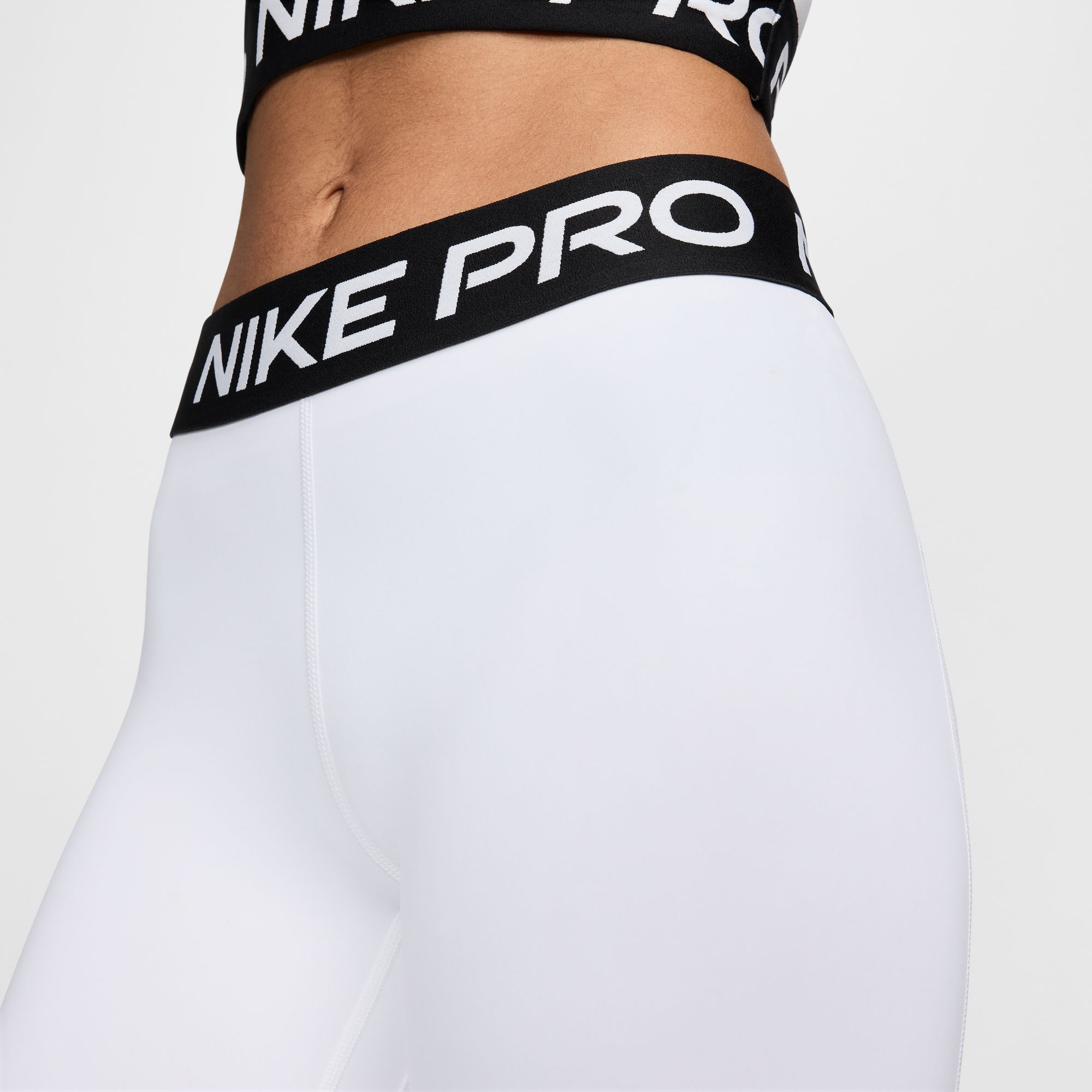 Nike Women's Pro Mid-Rise 7/8 Lined Leggings product image
