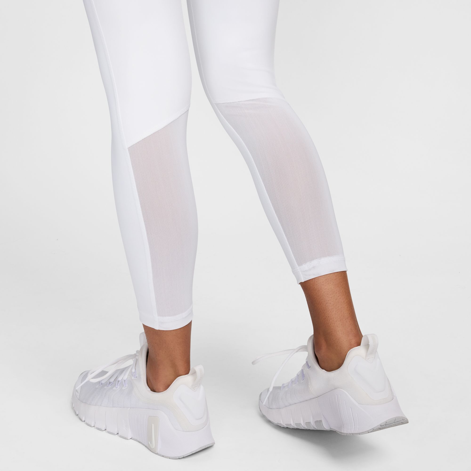 Nike Women's Pro Mid-Rise 7/8 Lined Leggings product image