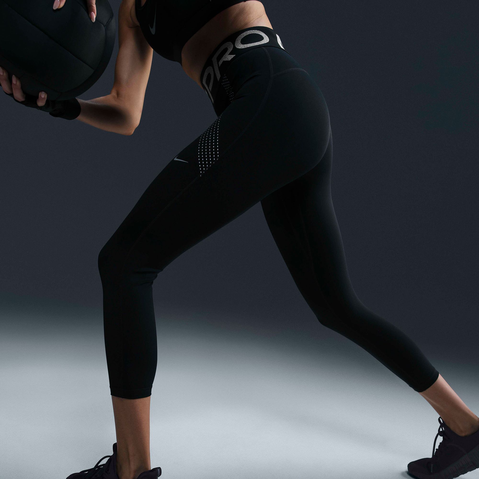 Nike Women's Pro Sculpt High-Waisted 7/8 Leggings product image