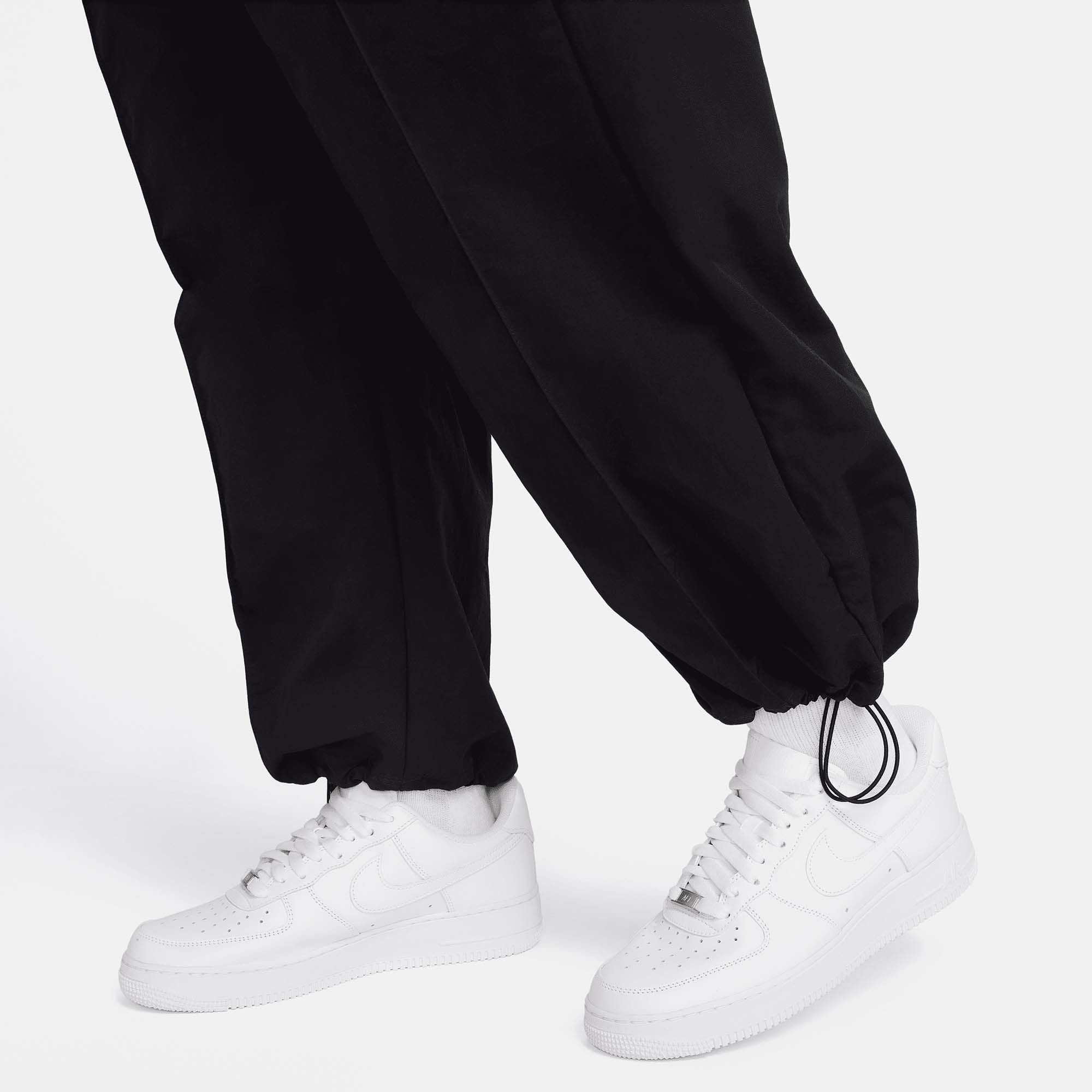 Nike Women's Sportswear Everything Wovens Mid-Rise Open-Hem Pants (Plus Size) product image