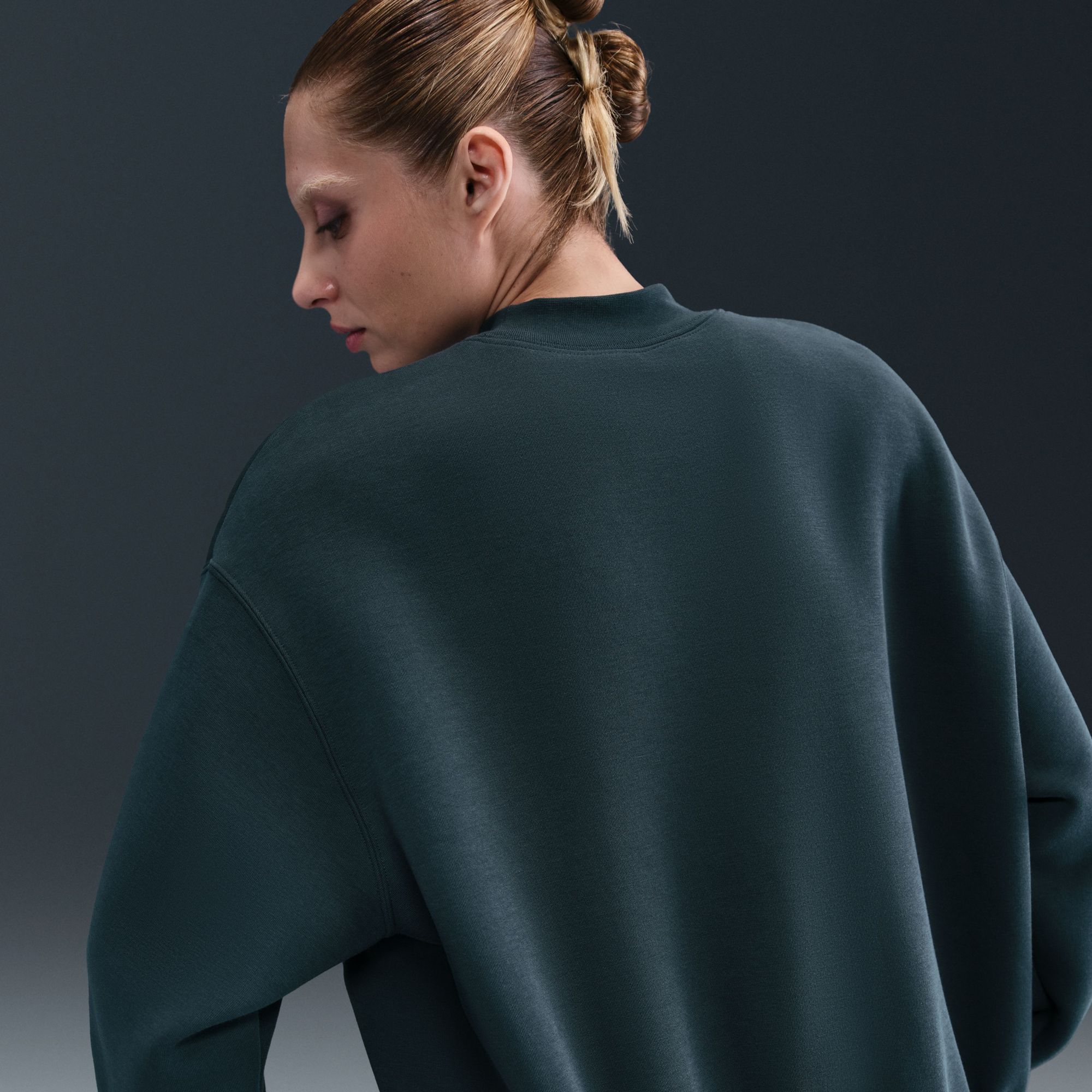 Nike Women's Sportswear Tech Fleece Oversized Crew-Neck Sweatshirt product image