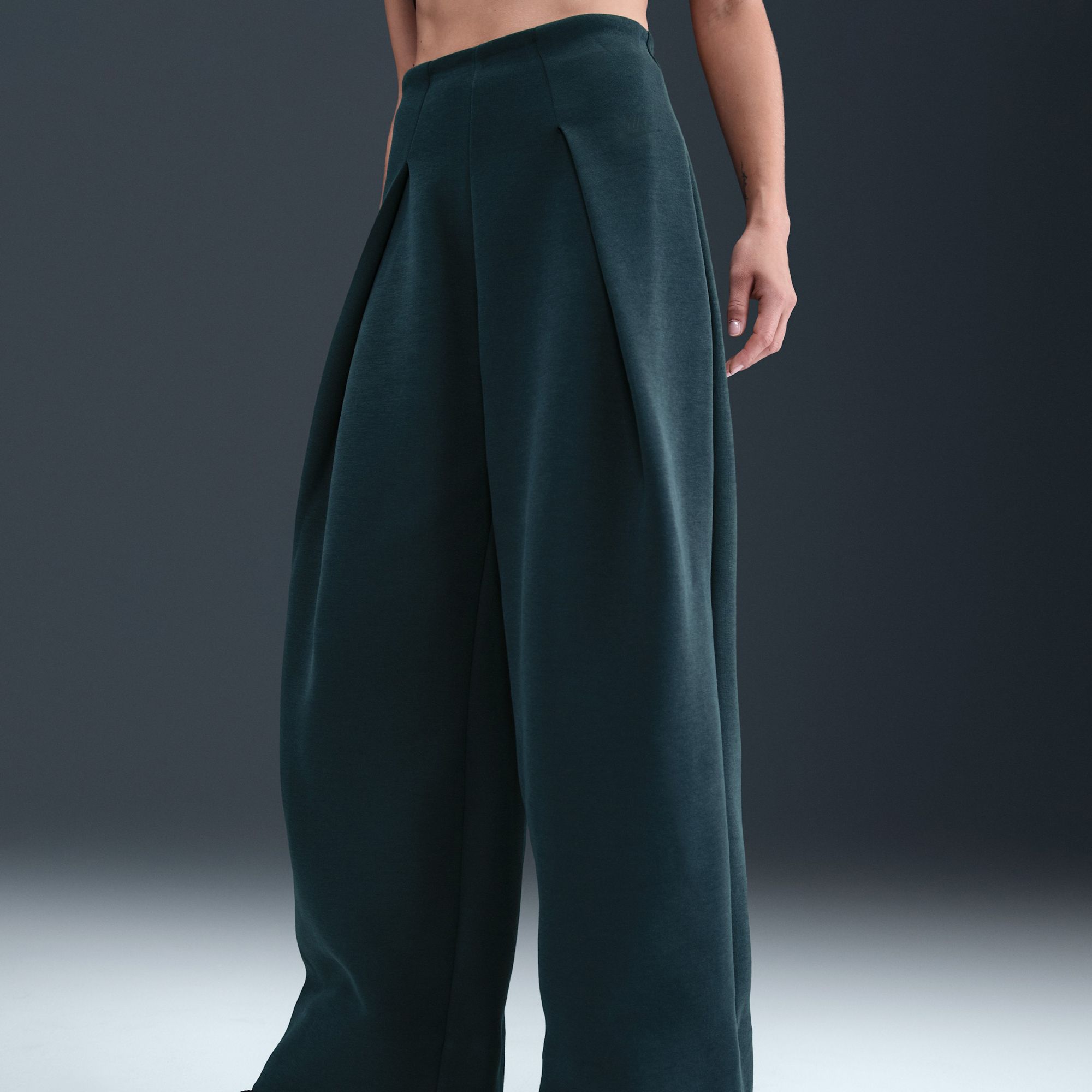 Nike Women's Sportswear Tech Fleece High-Waisted Pleated Pants product image