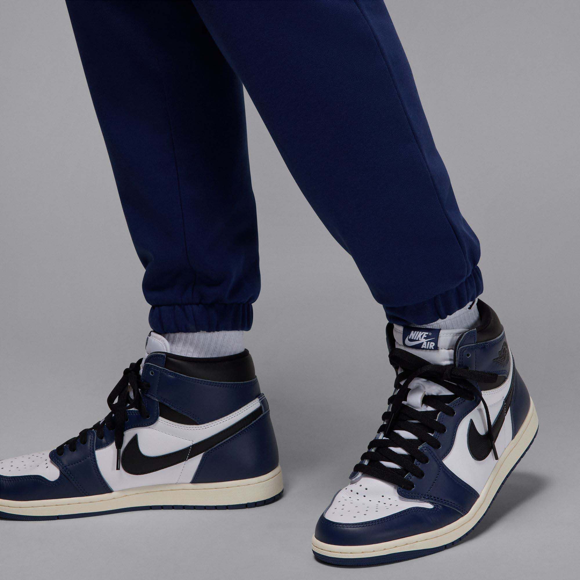 Jordan Men's Dri-FIT Sport Crossover Fleece Pants product image