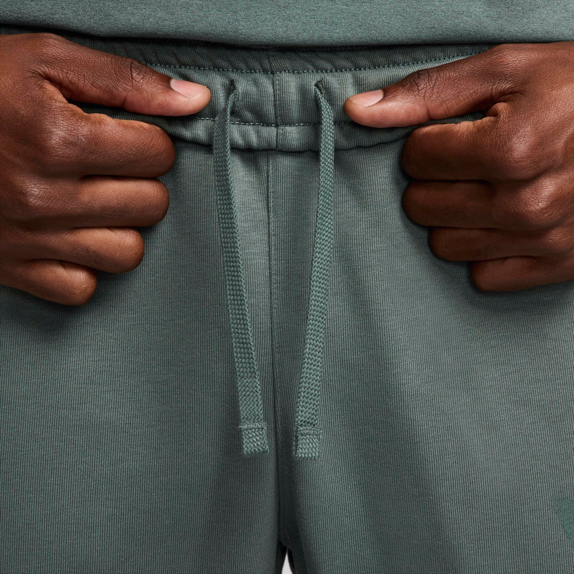 Nike Men's Dri-FIT Swoosh Fleece Fitness Joggers product image