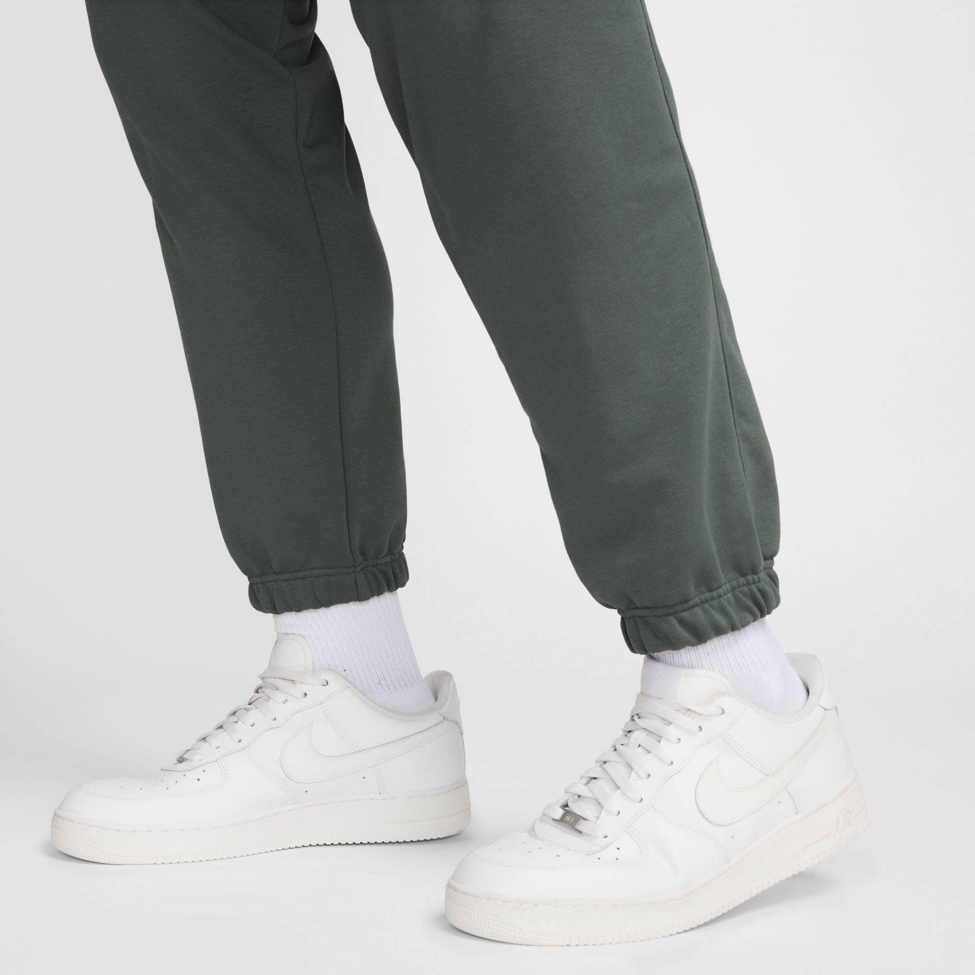 Nike Men's Dri-FIT Swoosh Fleece Fitness Joggers product image