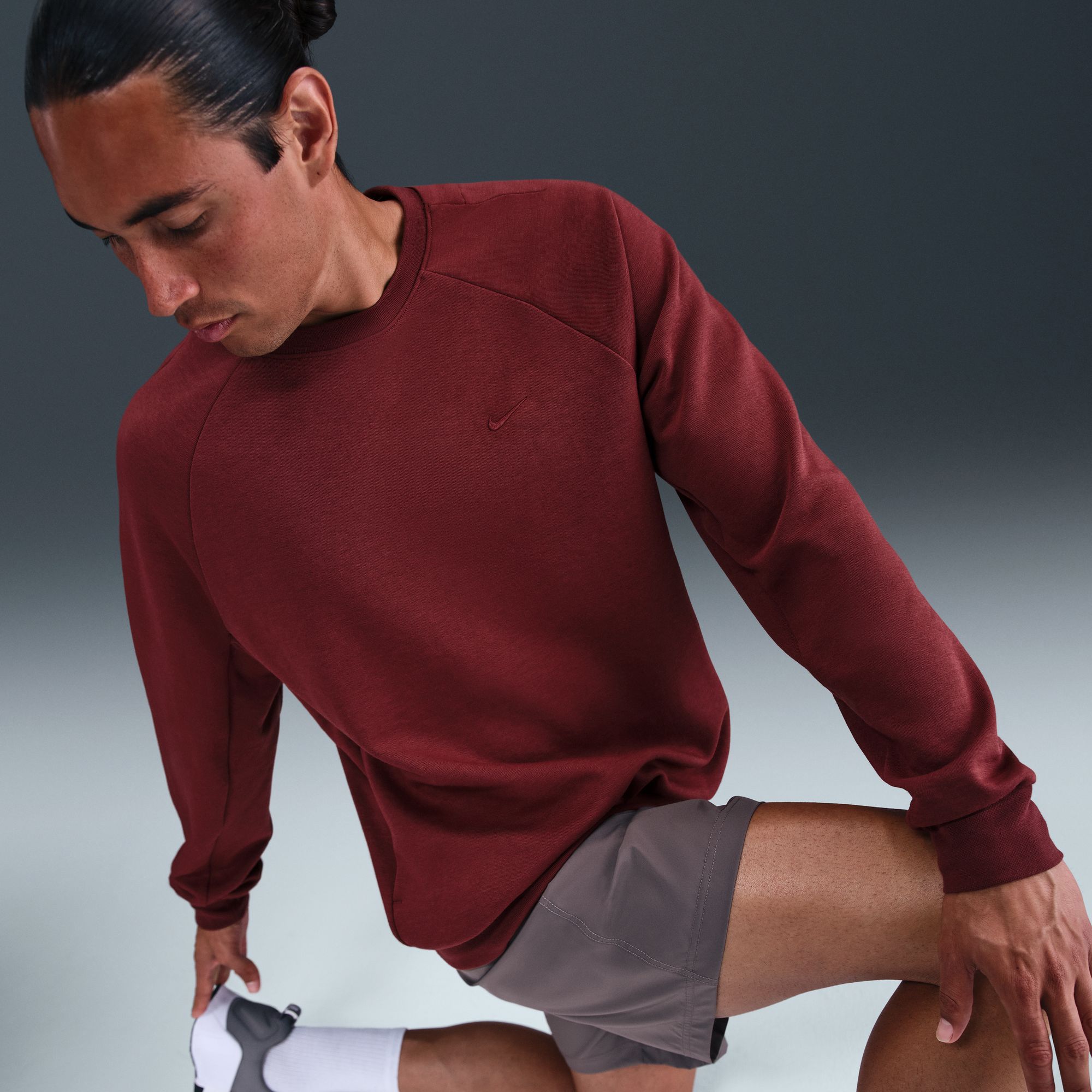 Nike Men's Dri-FIT Primary Fleece UV Crewneck Sweatshirt product image