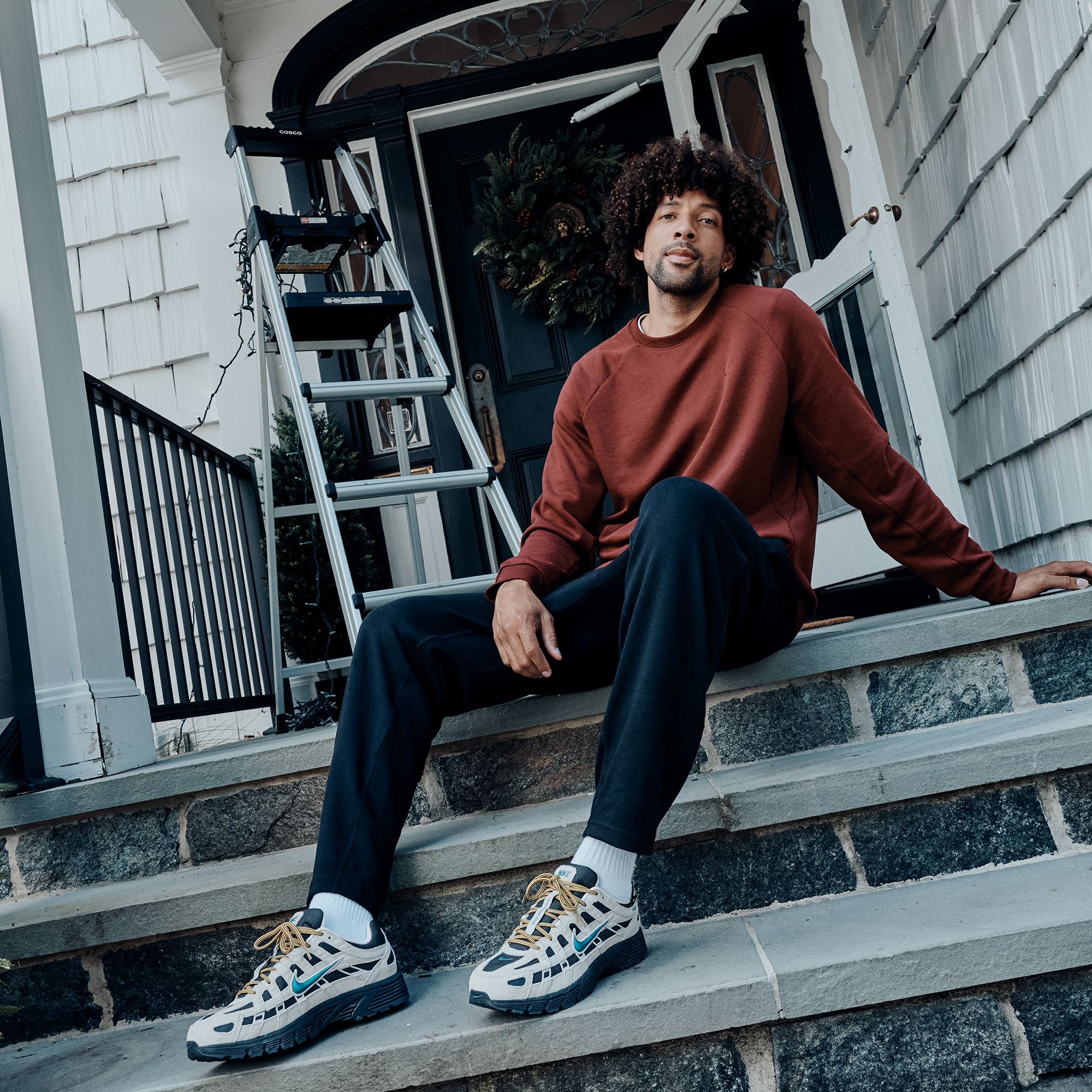 Nike Men's Dri-FIT Primary Fleece UV Crewneck Sweatshirt product image