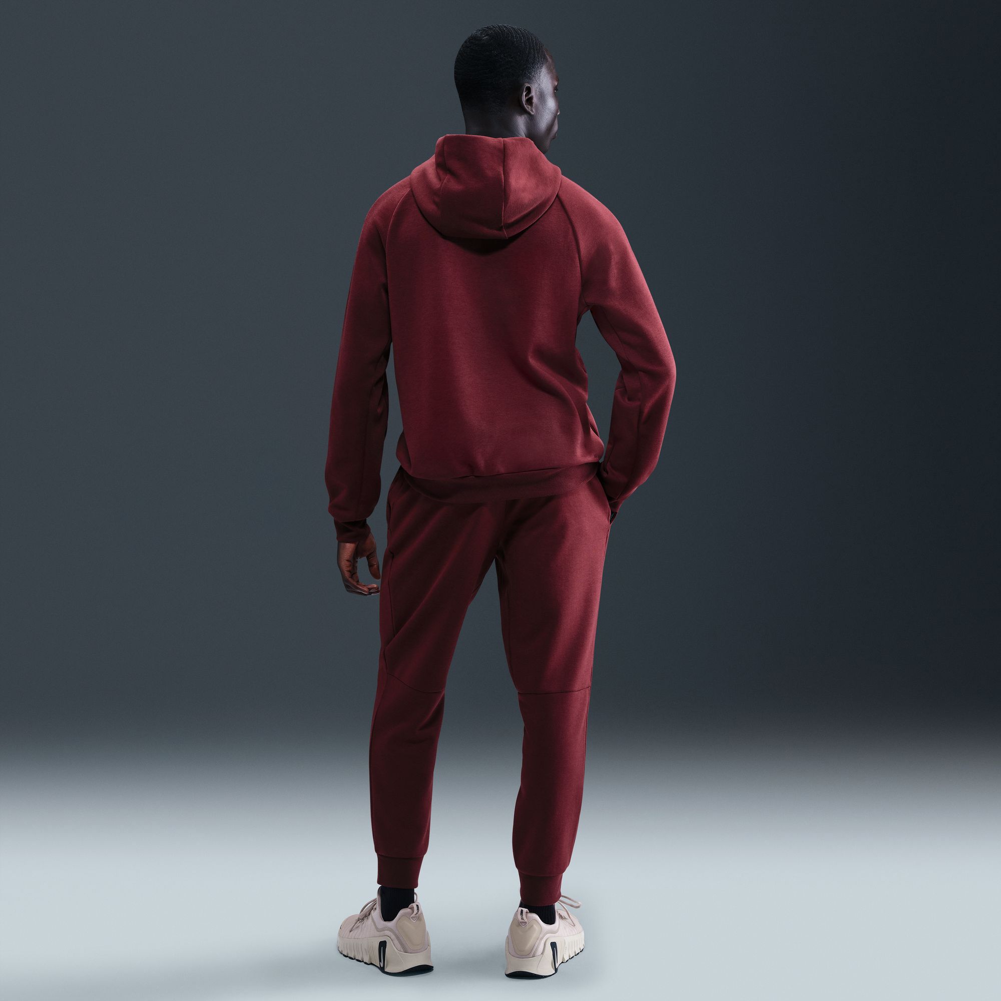 Nike Men's Dri-FIT Primary Fleece UV Joggers product image
