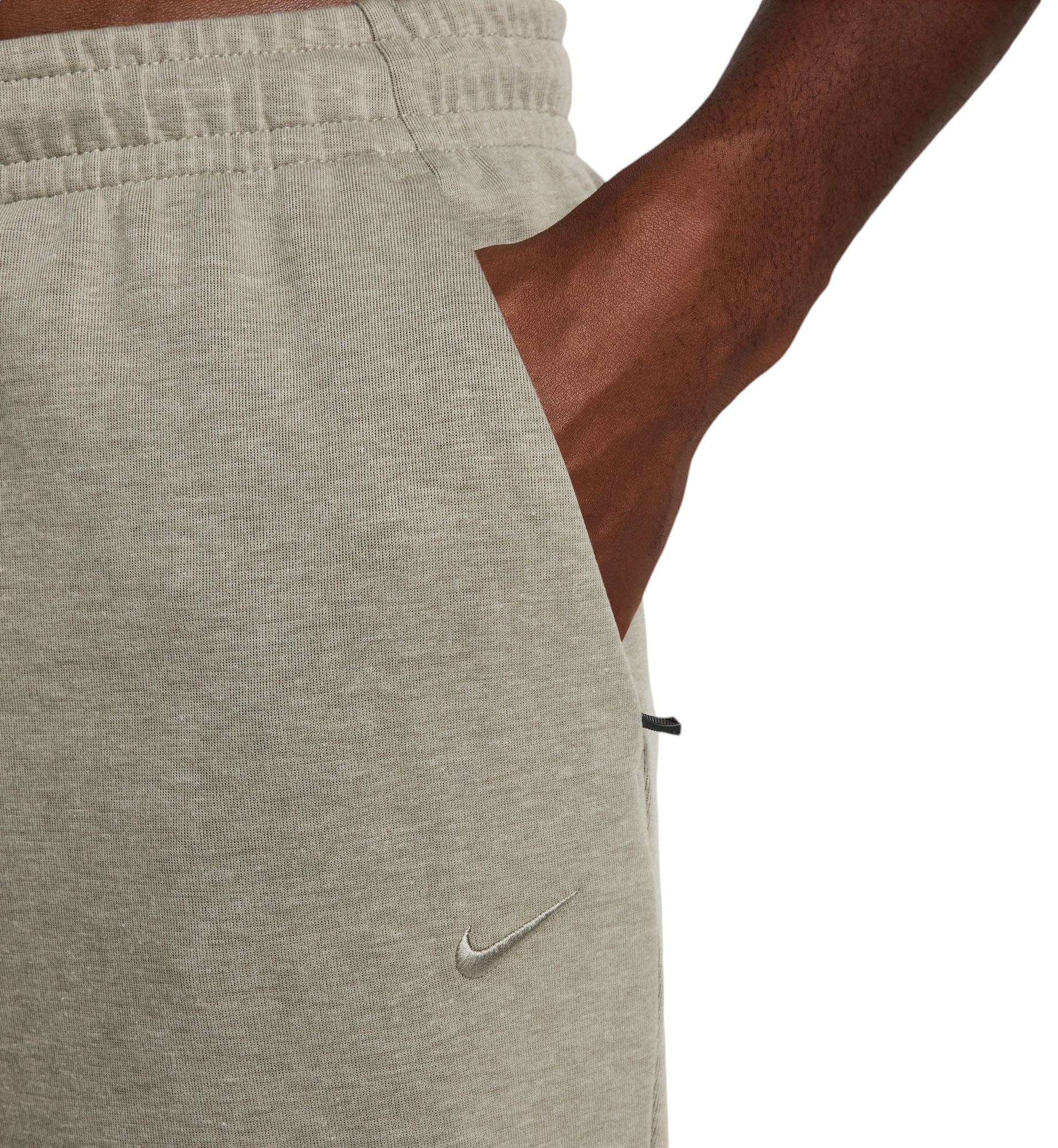 Nike Men's Dri-FIT Primary Fleece UV Joggers product image