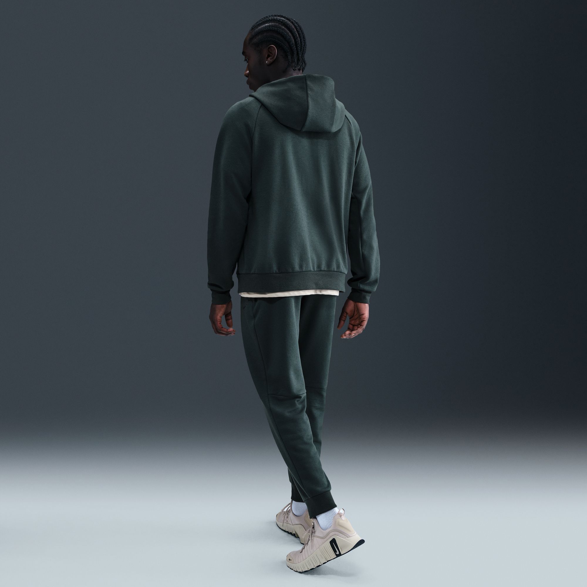 Nike Men's Dri-FIT Primary Fleece UV Joggers product image