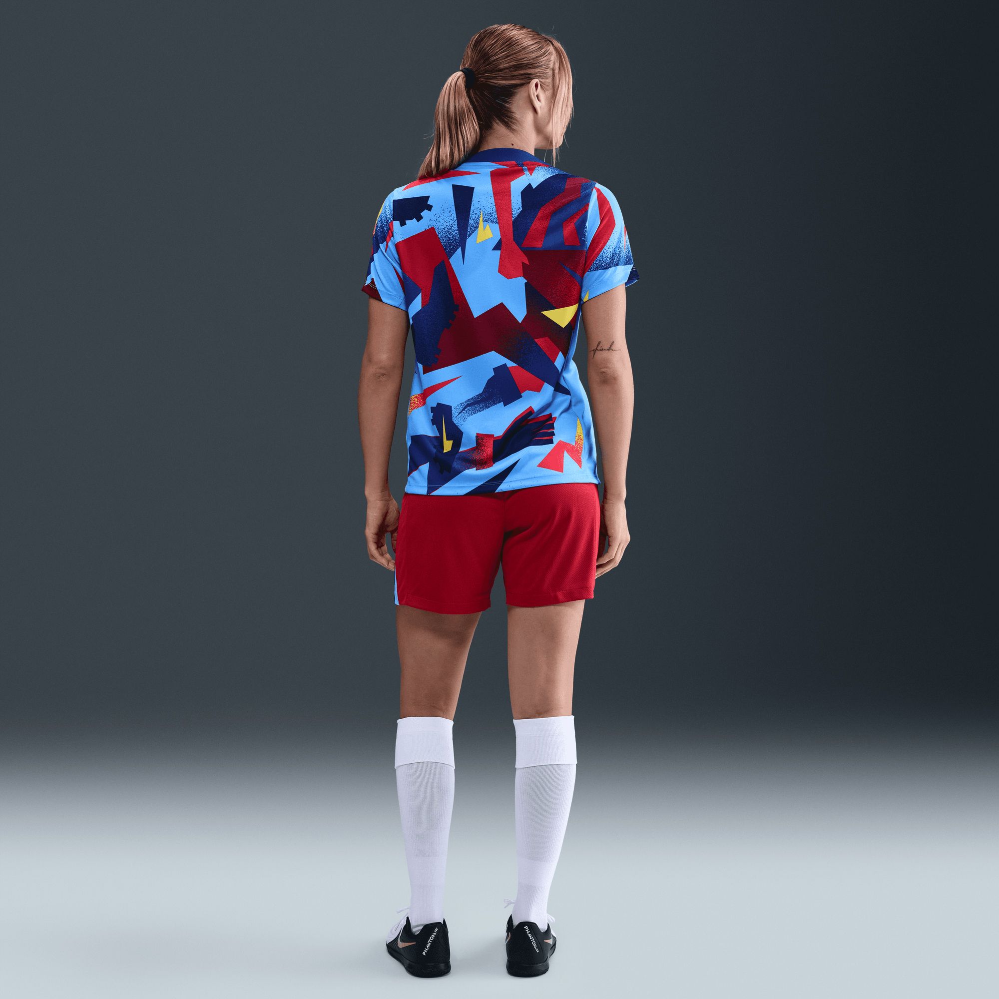 Nike Women's FC Barcelona 2025-26 Fourth Prematch Jersey product image