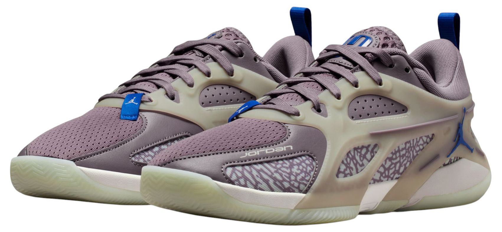 Jordan Women's Heir Basketball Shoes product image
