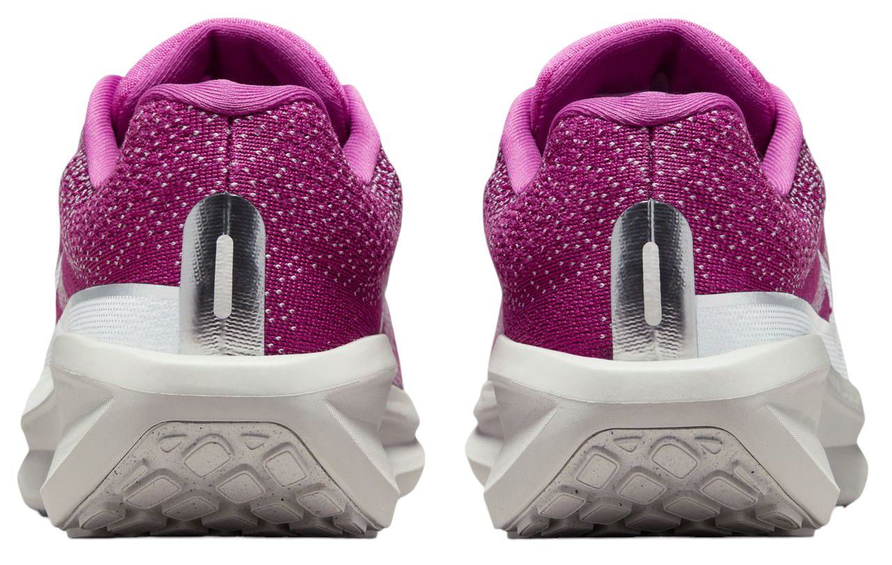 Nike Women's Winflo 11 Running Shoes product image