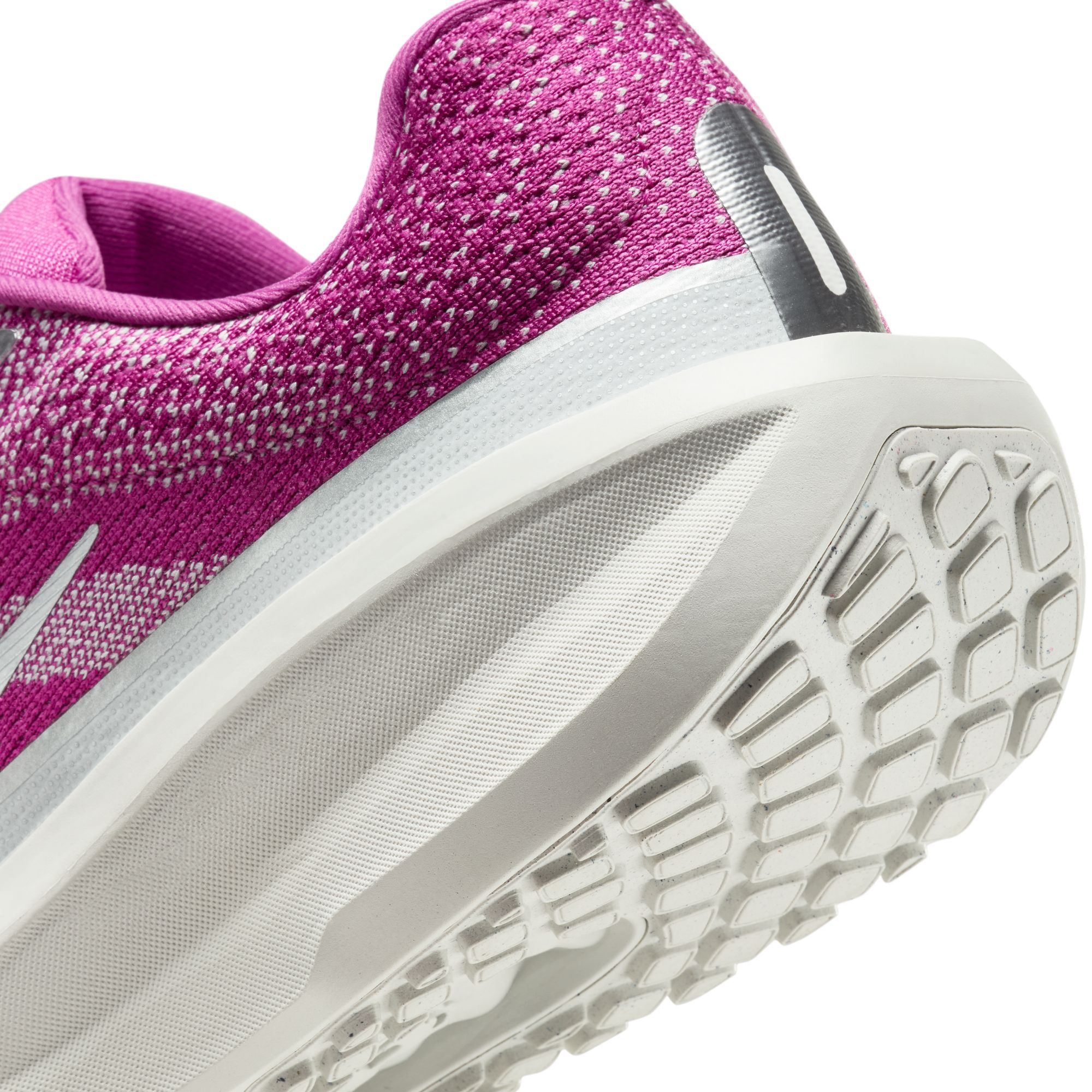 Nike Women's Winflo 11 Running Shoes product image