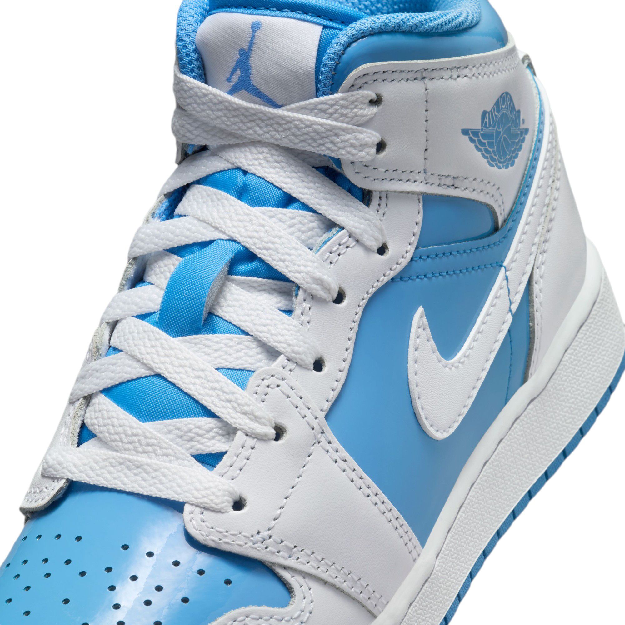 Jordan Kids' Grade School Air Jordan 1 Mid Basketball Shoes product image