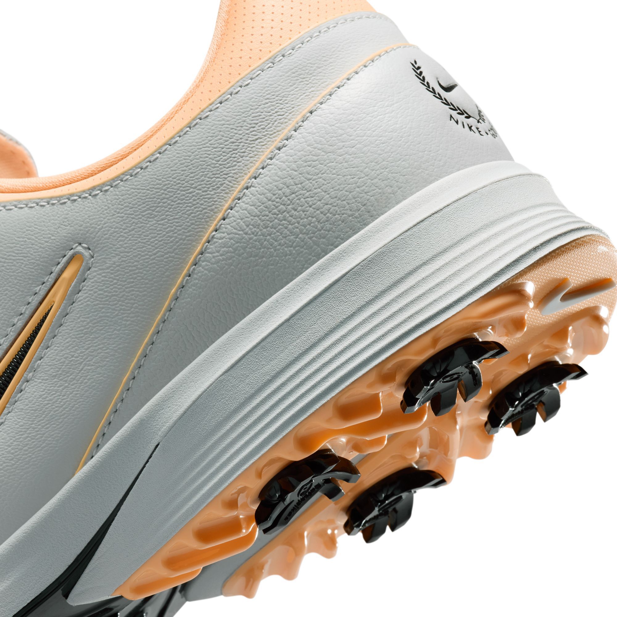 Nike Men's Victory Tour 4 Golf Shoes product image