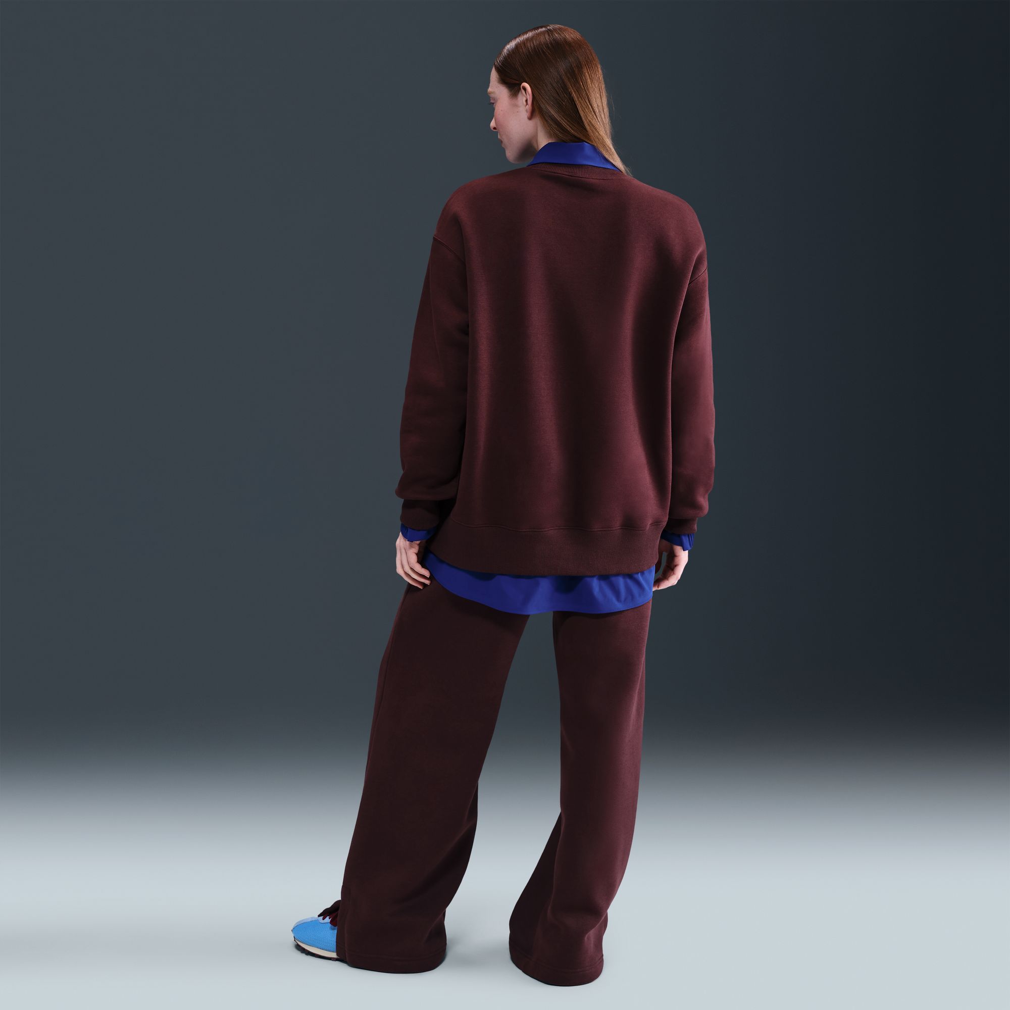 Nike Women's Sportswear Phoenix Fleece Oversized Crew-Neck Sweatshirt product image