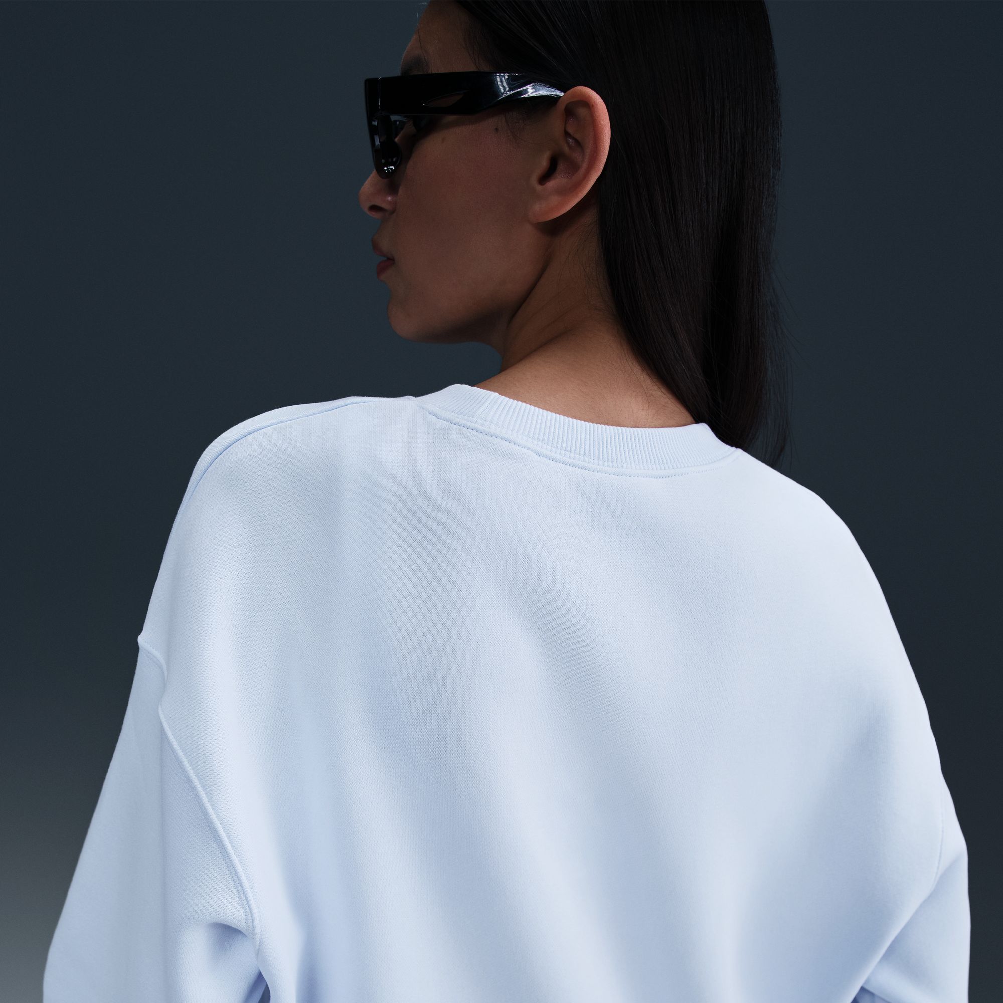 Nike Women's Sportswear Phoenix Fleece Oversized Crew-Neck Sweatshirt product image