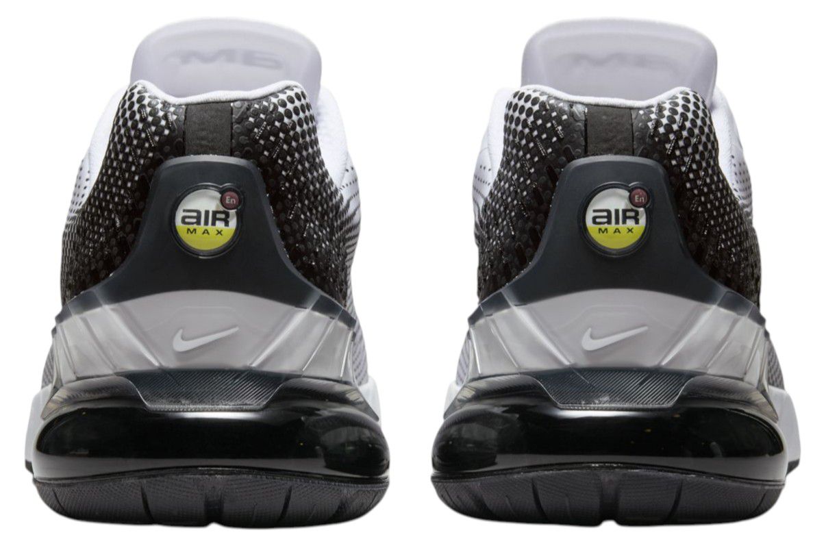 Nike Men's Air Max Phoenix Shoes product image