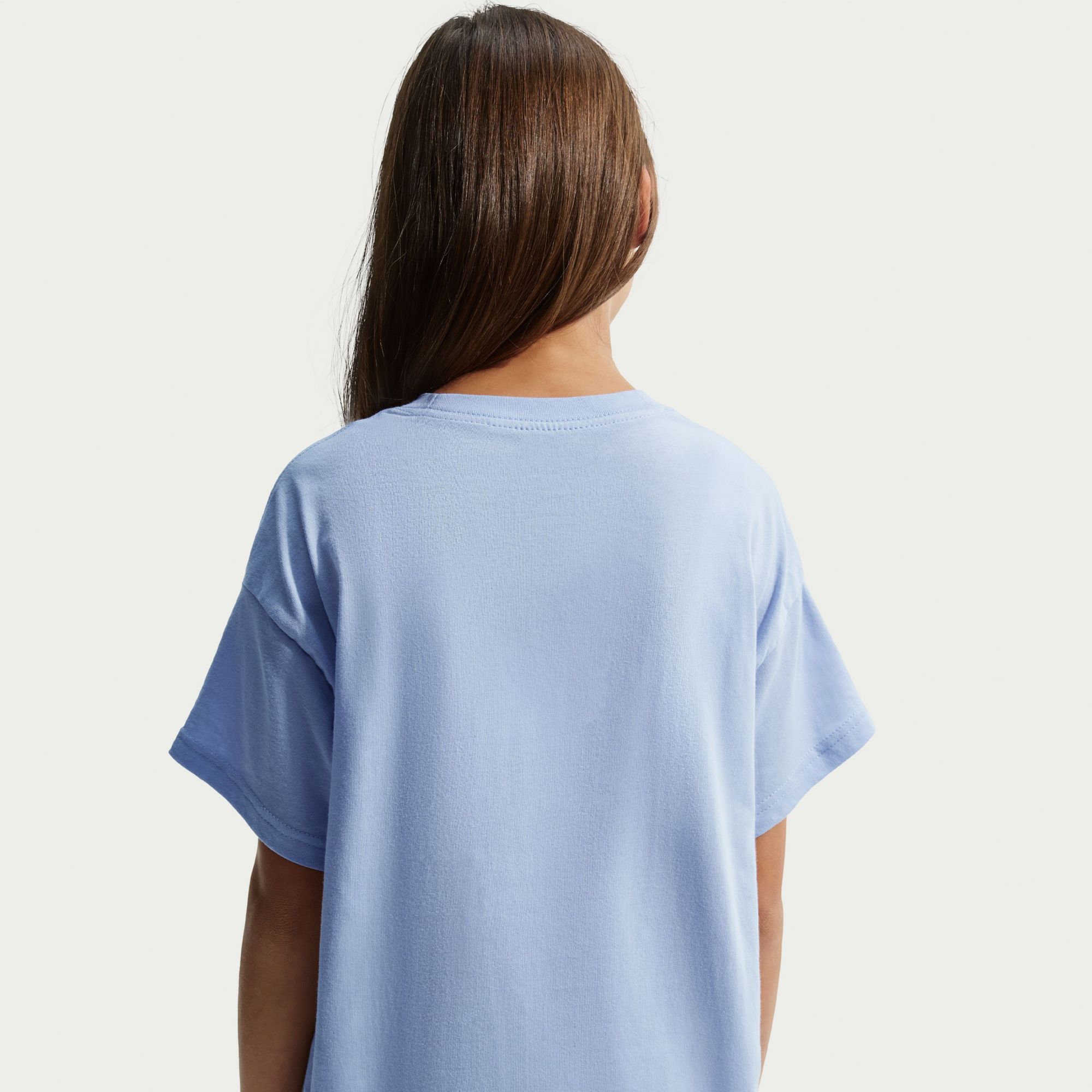 Nike Girls' Sportswear Essential T-Shirt product image